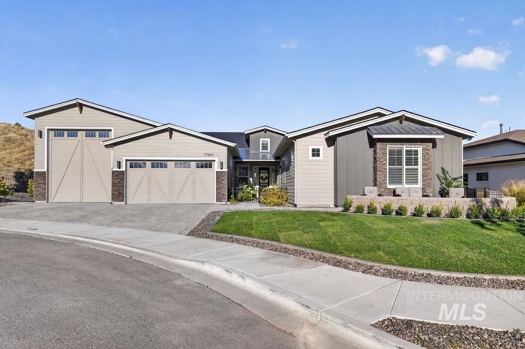 17949 N Yetholm Pl — photo