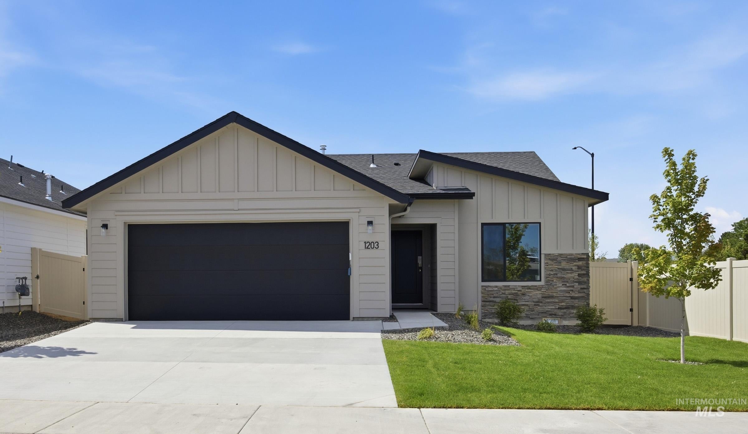 6868 S Lumberton Way — photo