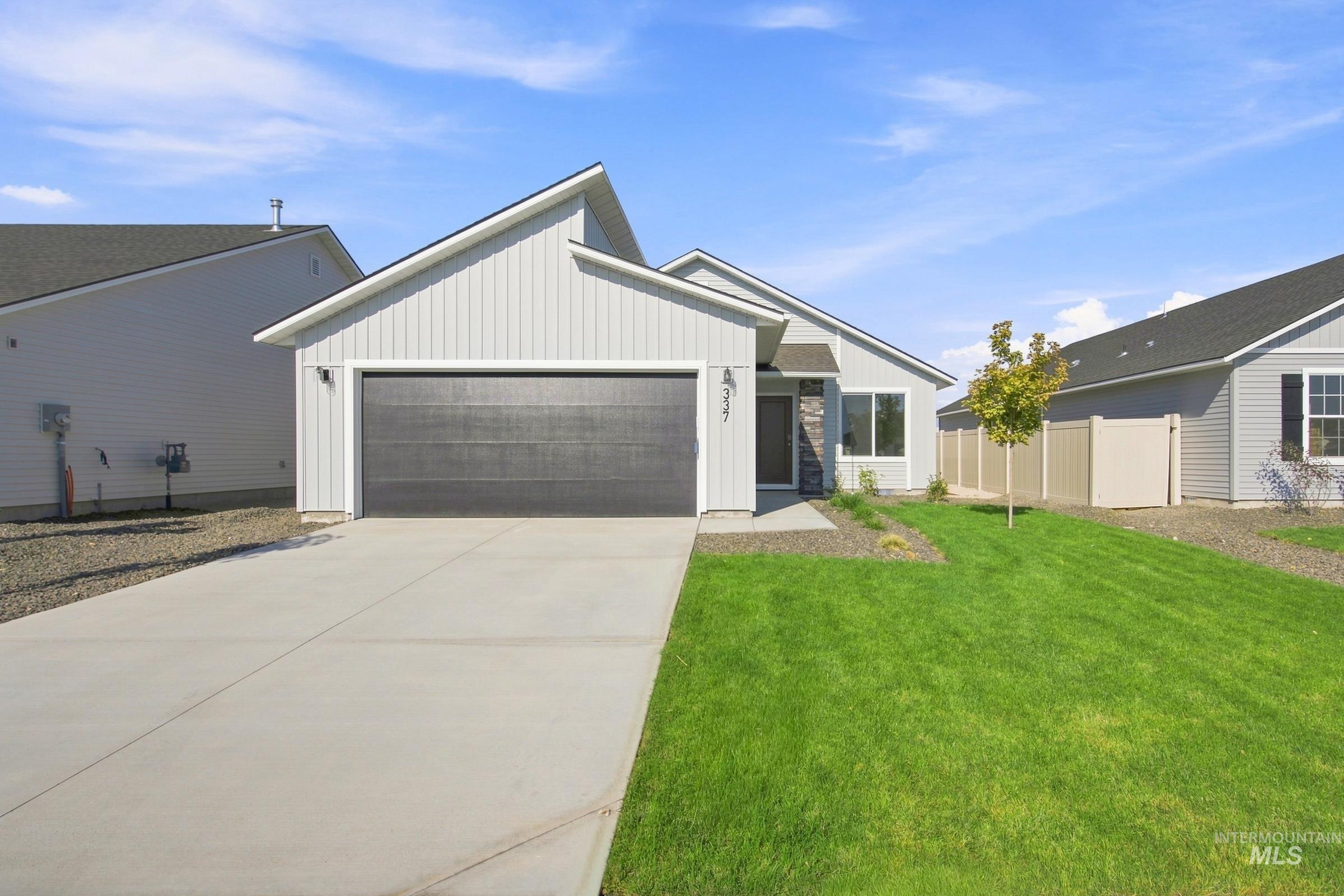 16402 Backfill Ave — photo