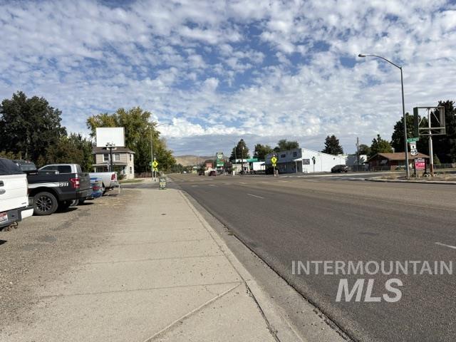 355 E 7th Street, Weiser, ID 83672 — photo 2