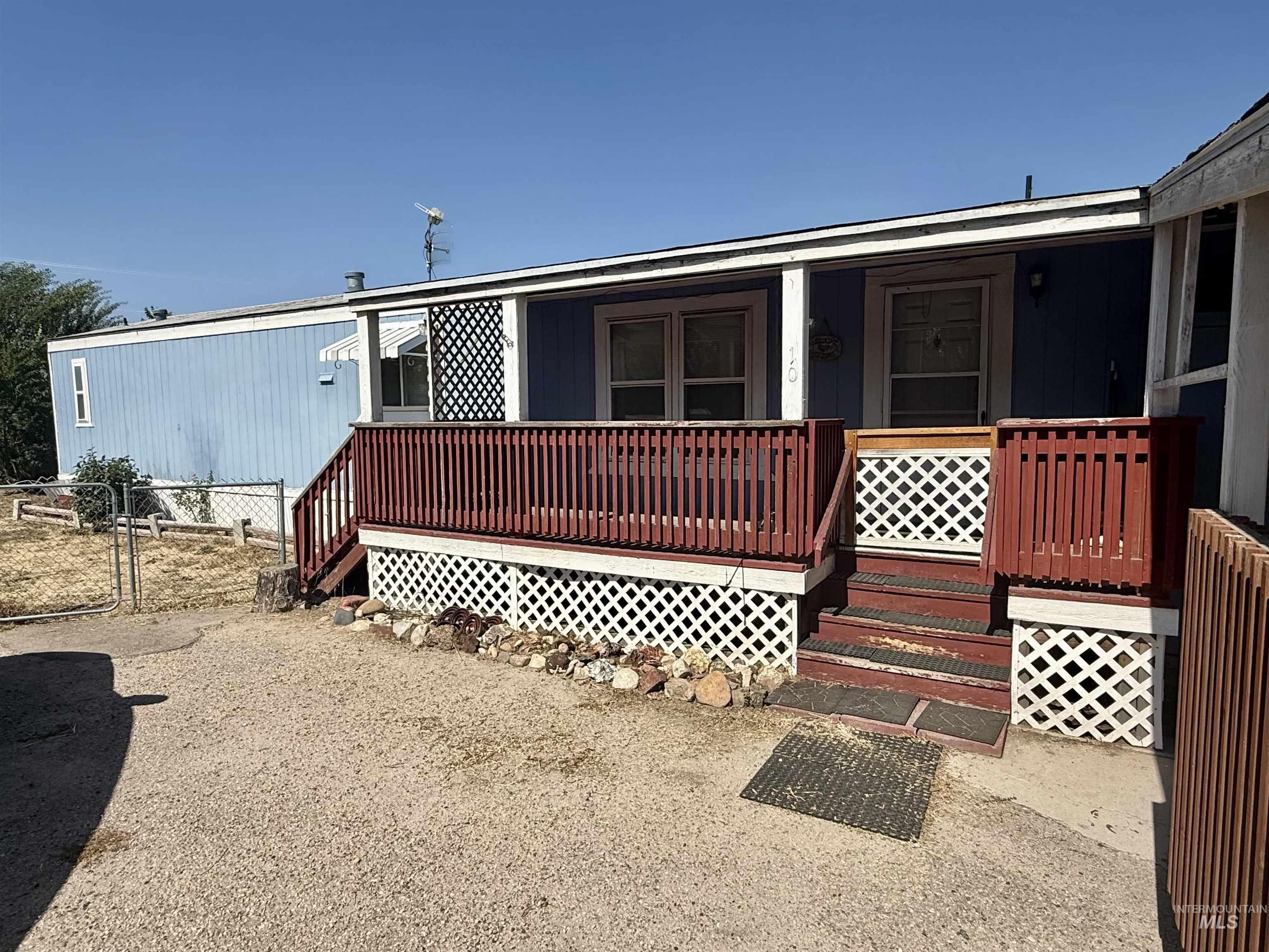 1410 N Midland Blvd #10 Trlr 10 — photo