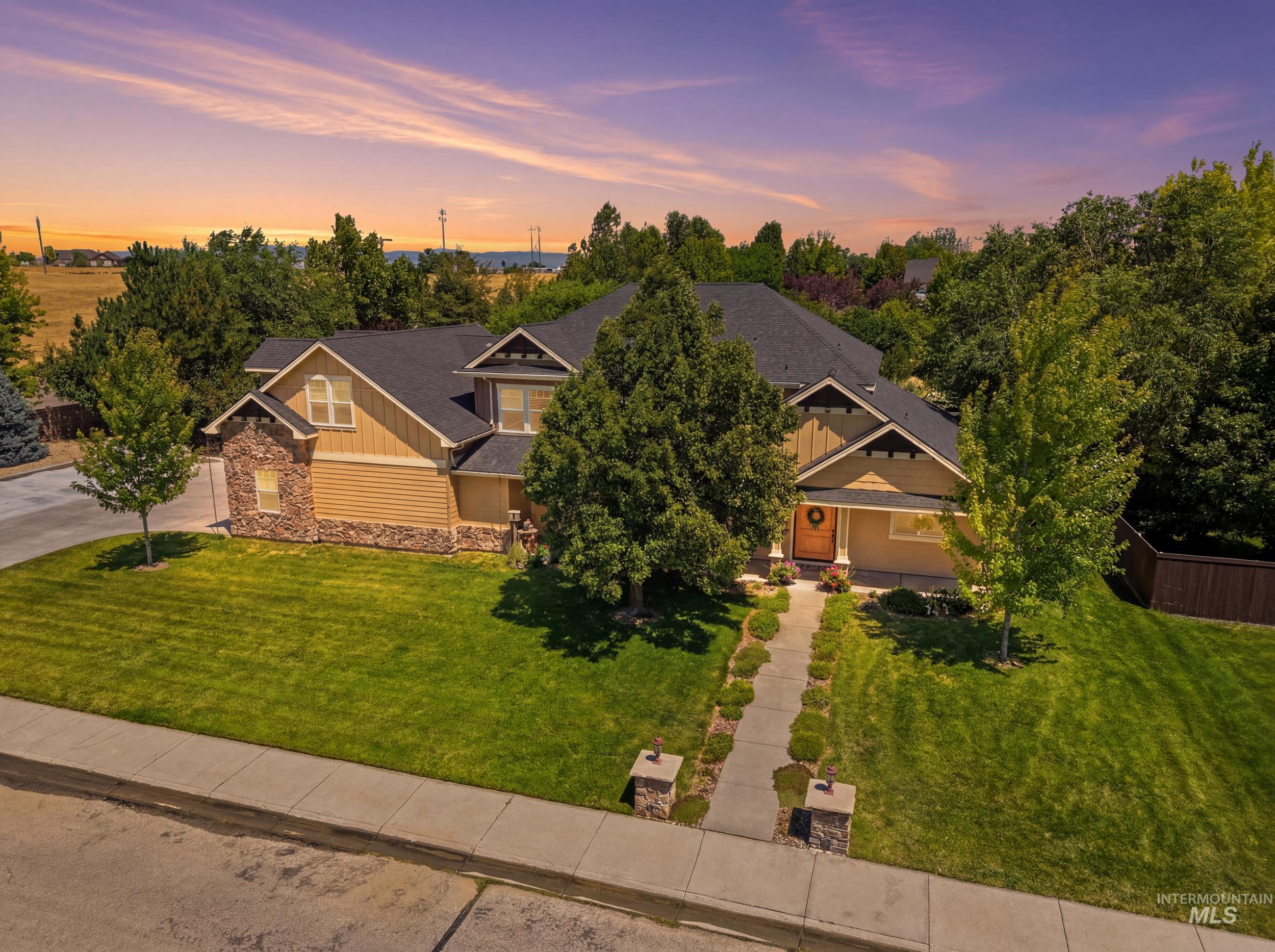 4832 S Nickel Creek Ave — photo