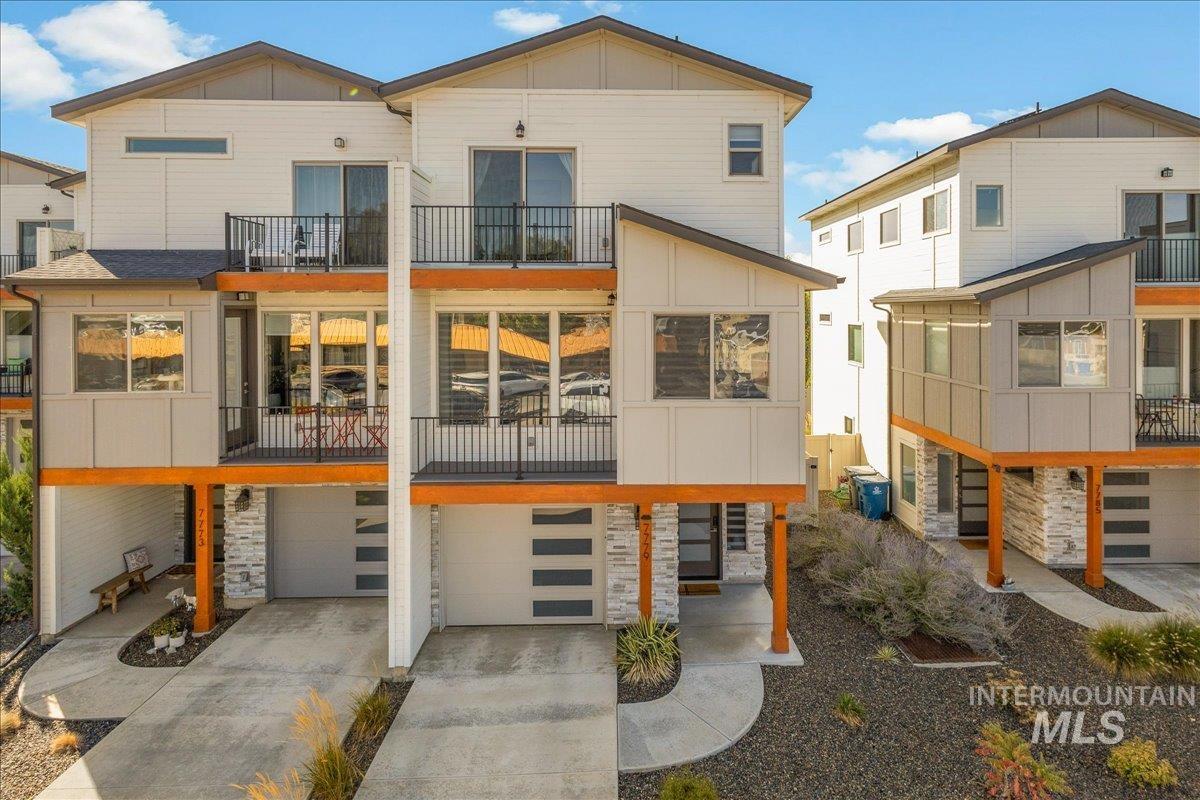 7779 W Crestwood Drive — photo
