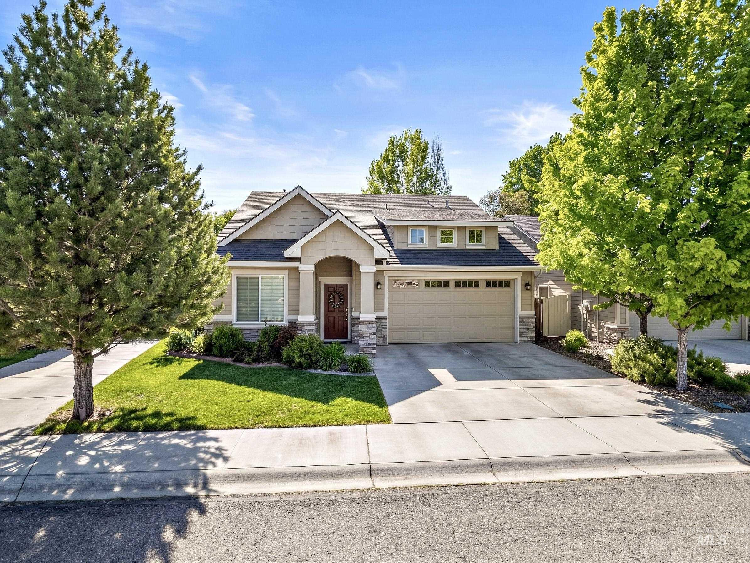 6446 N Mystic Cove Way — photo