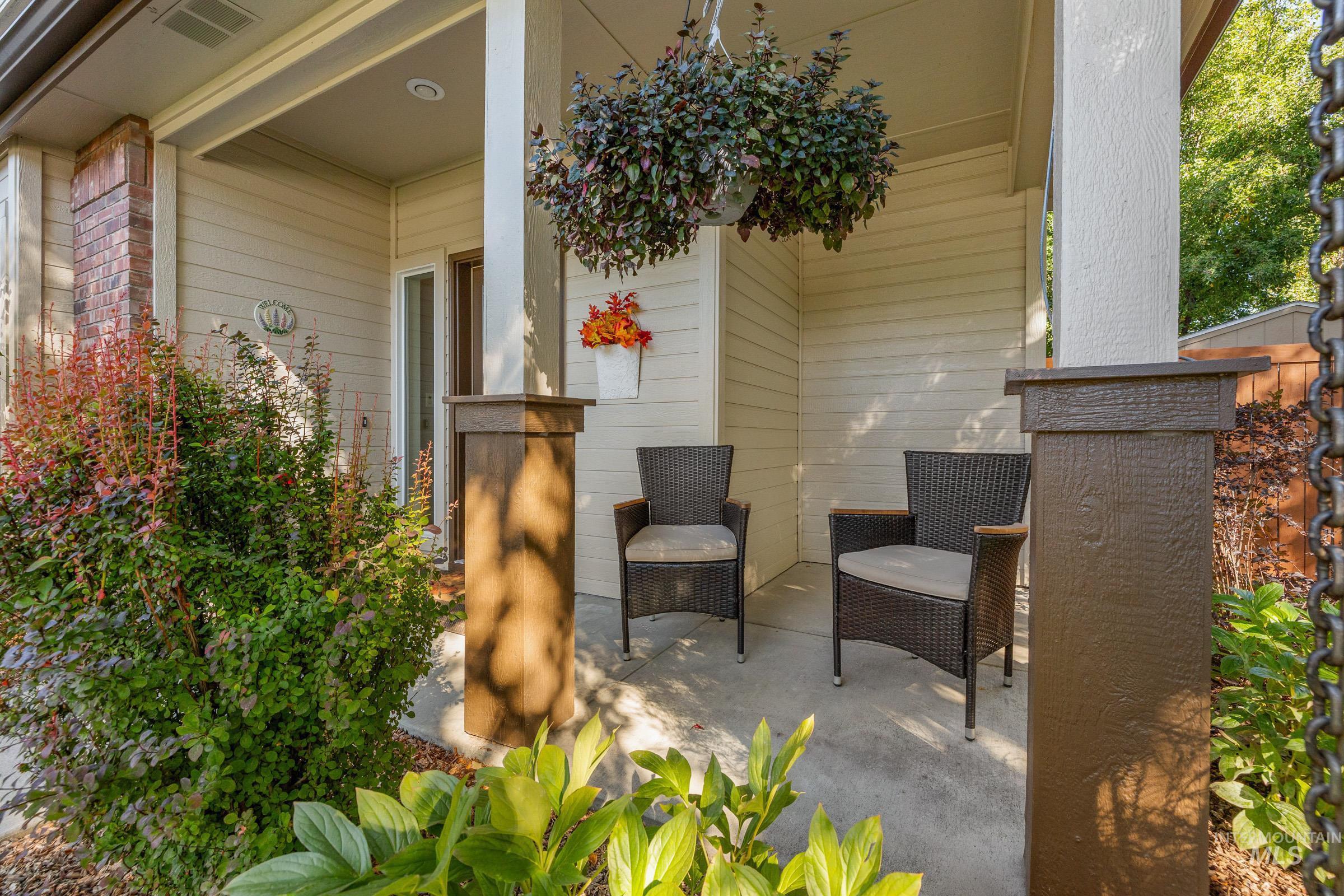 492 E Ridge Drive, Eagle, ID 83616 — photo 2
