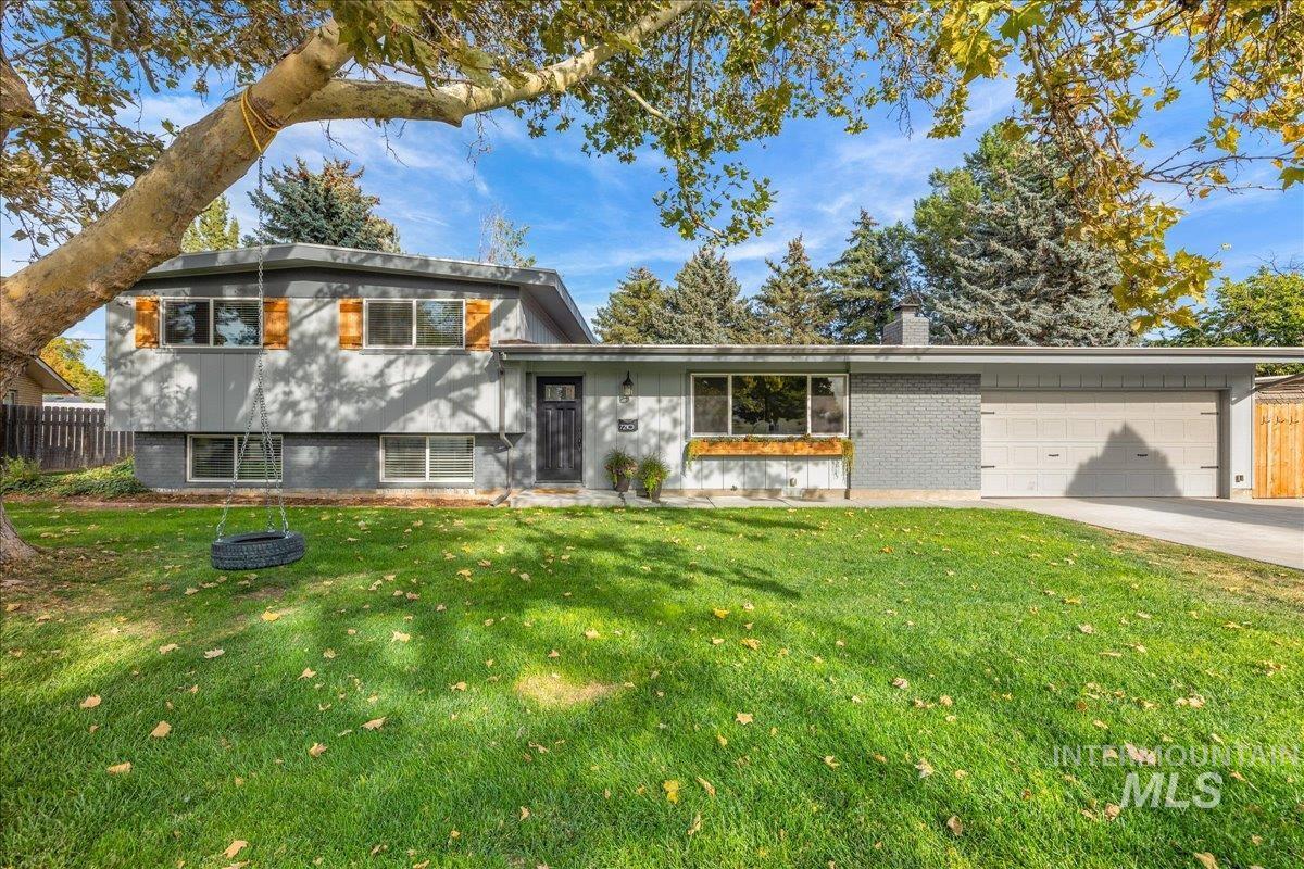 7210 W Alderbrook Dr — photo