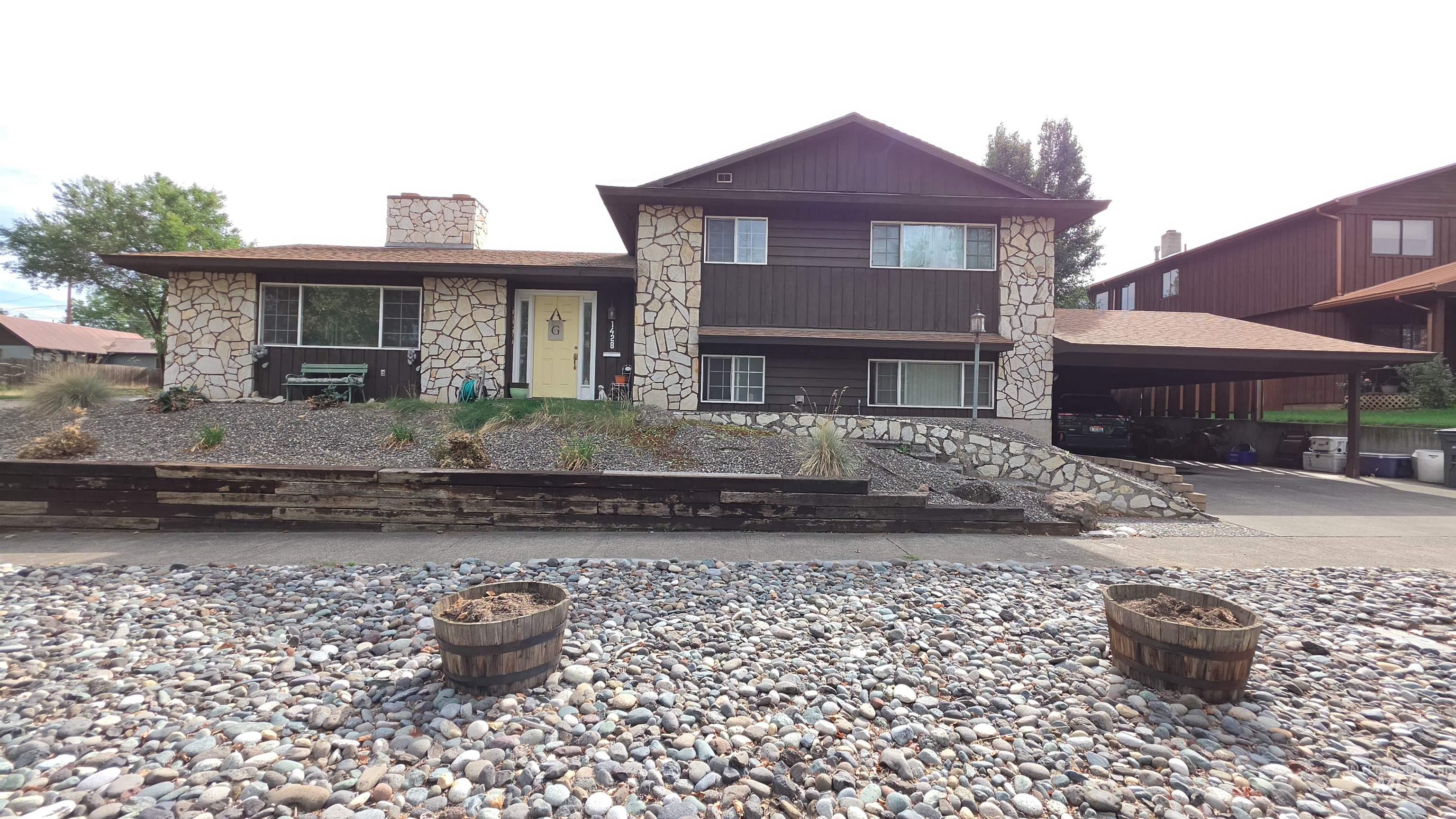 1428 14th Ave. — photo