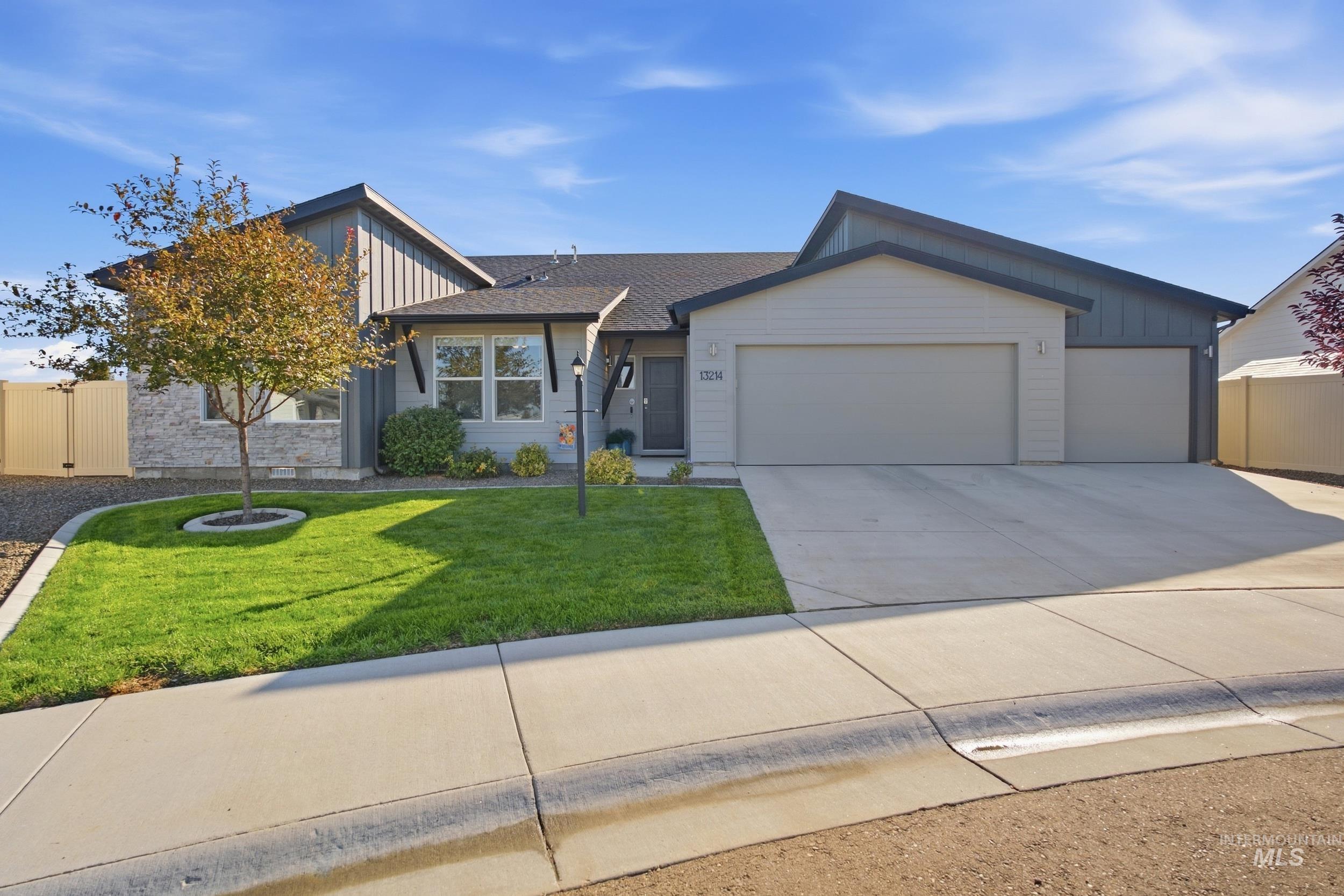 13214 S Wind River Ave — photo