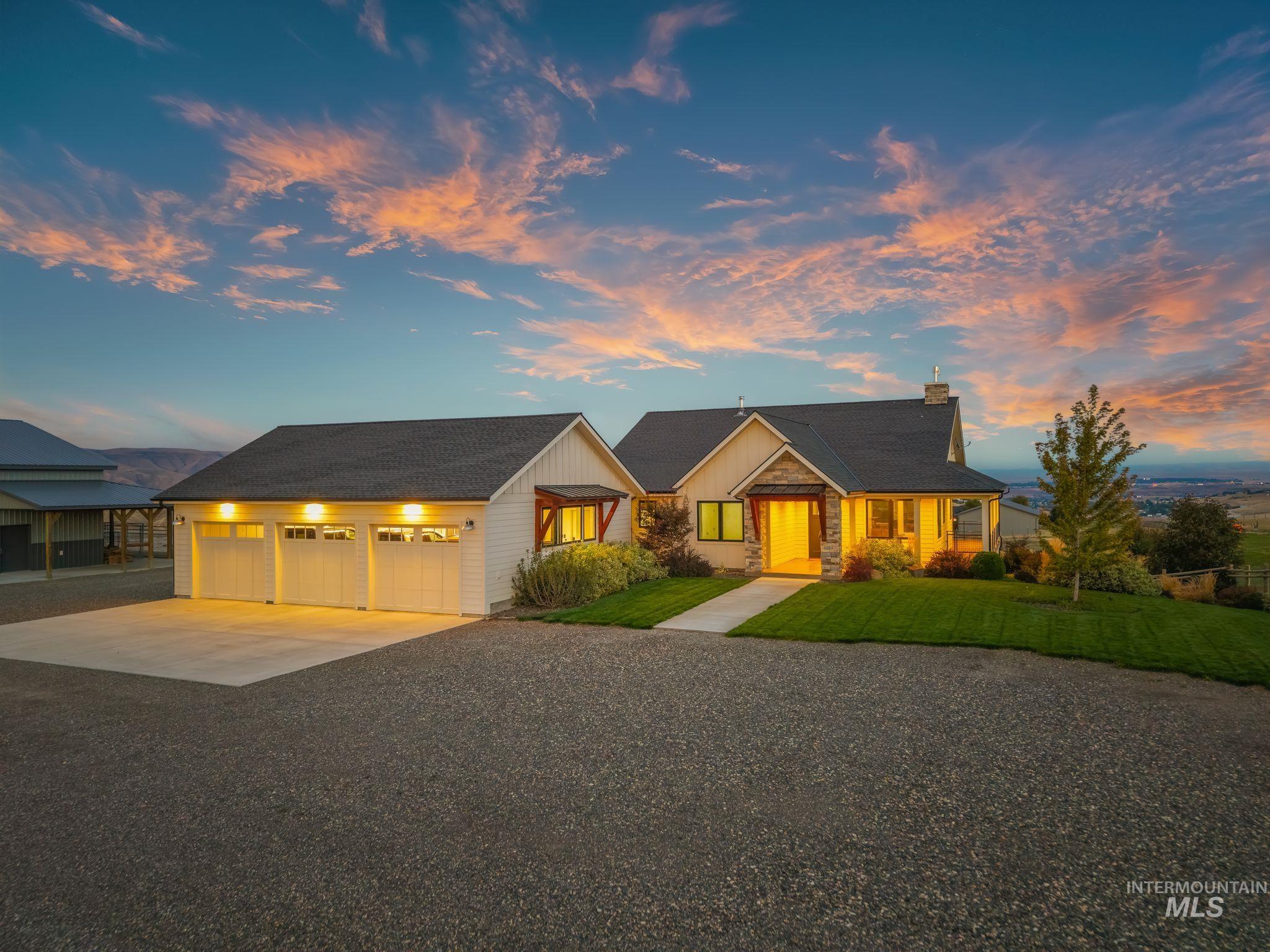 1433 Kestrel Dr. — photo
