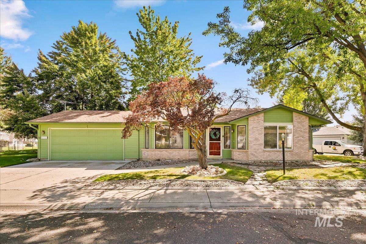 8372 W Willowcourt Drive — photo
