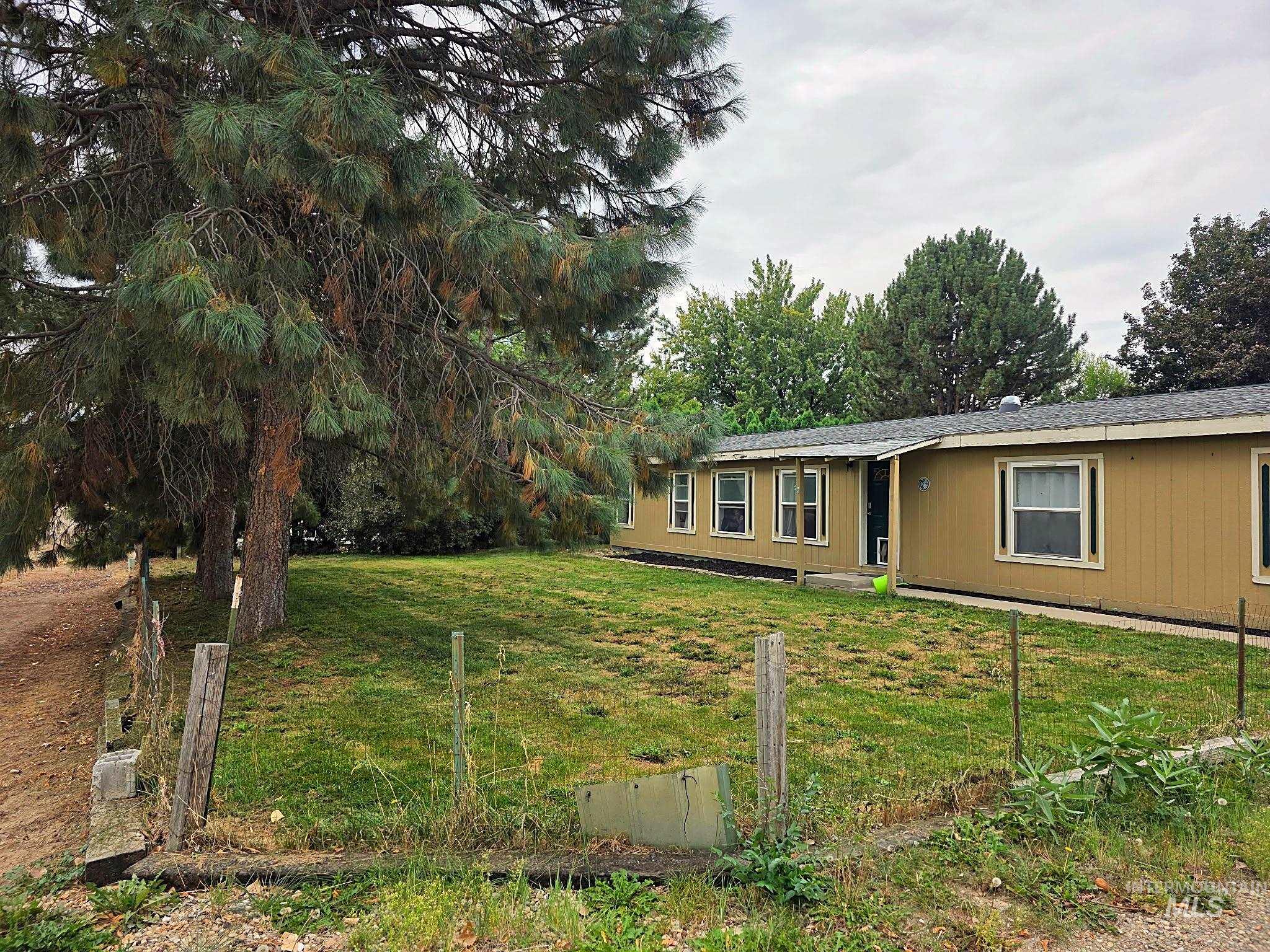 13821 Gary Ln — photo