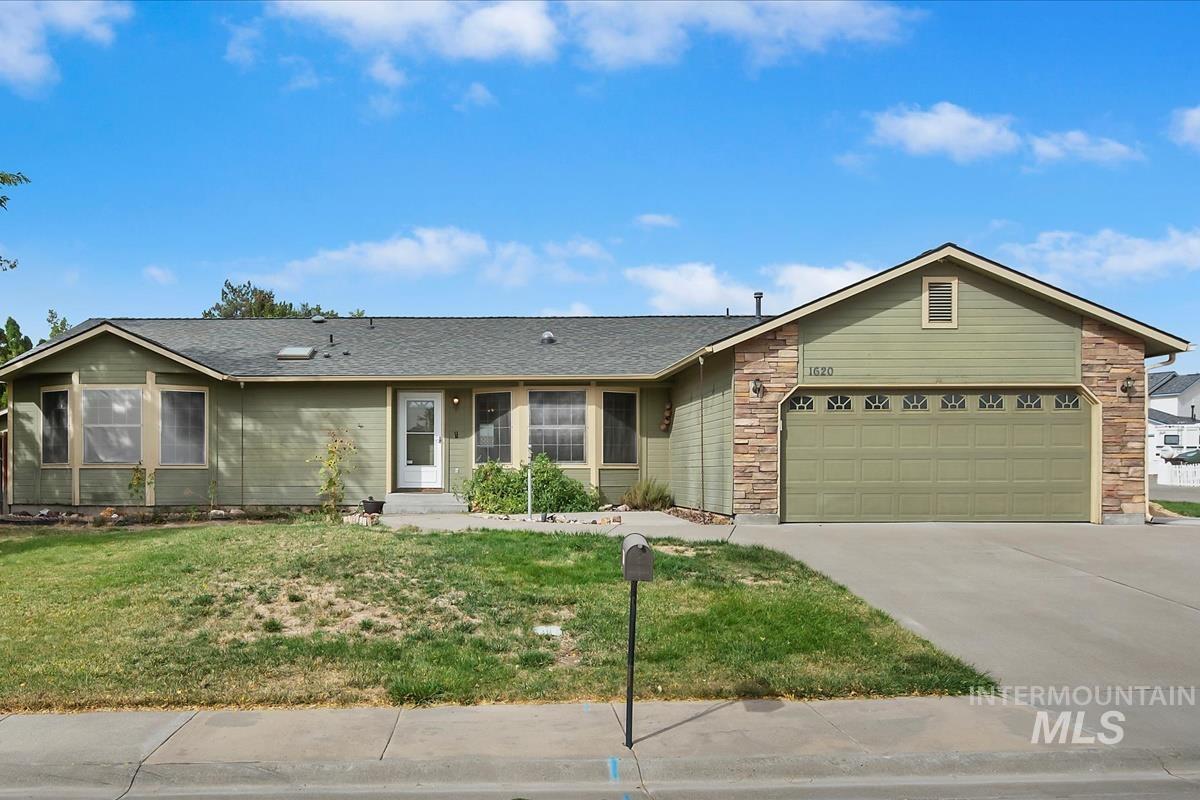 1620 Fairway Ct. — photo