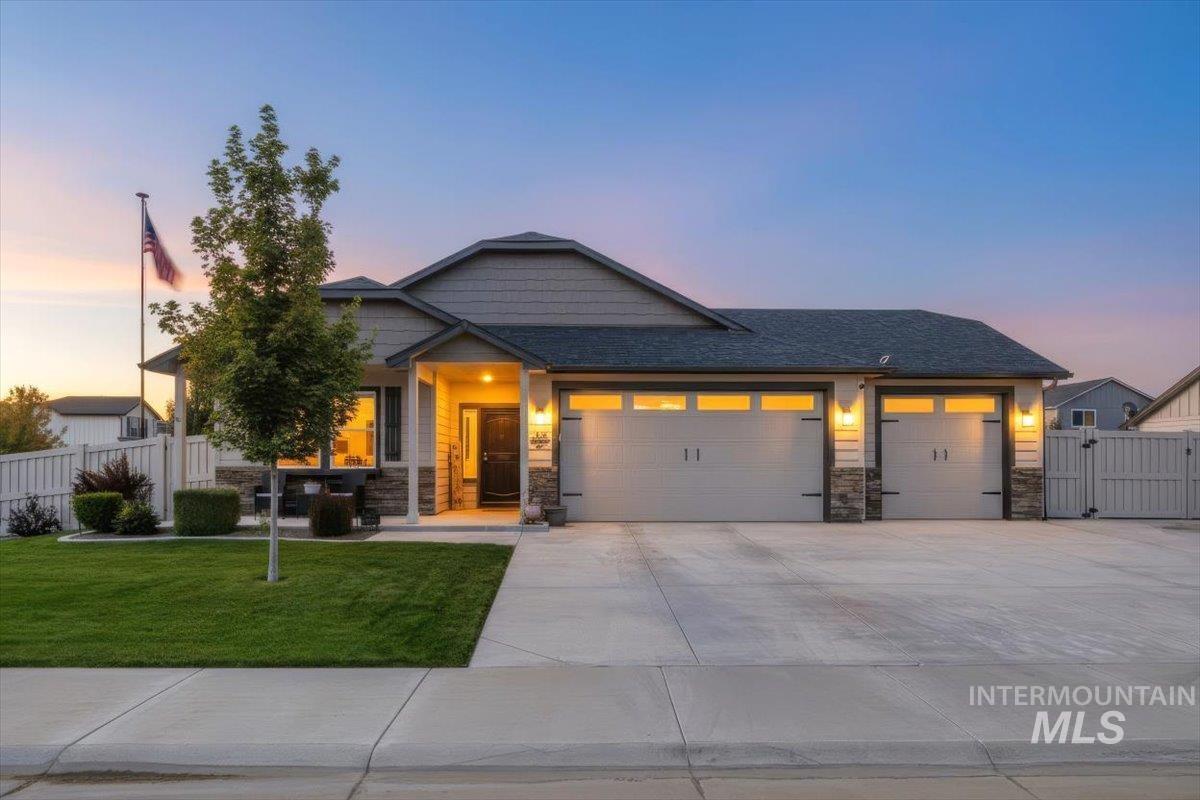 11444 Queensland Dr. — photo