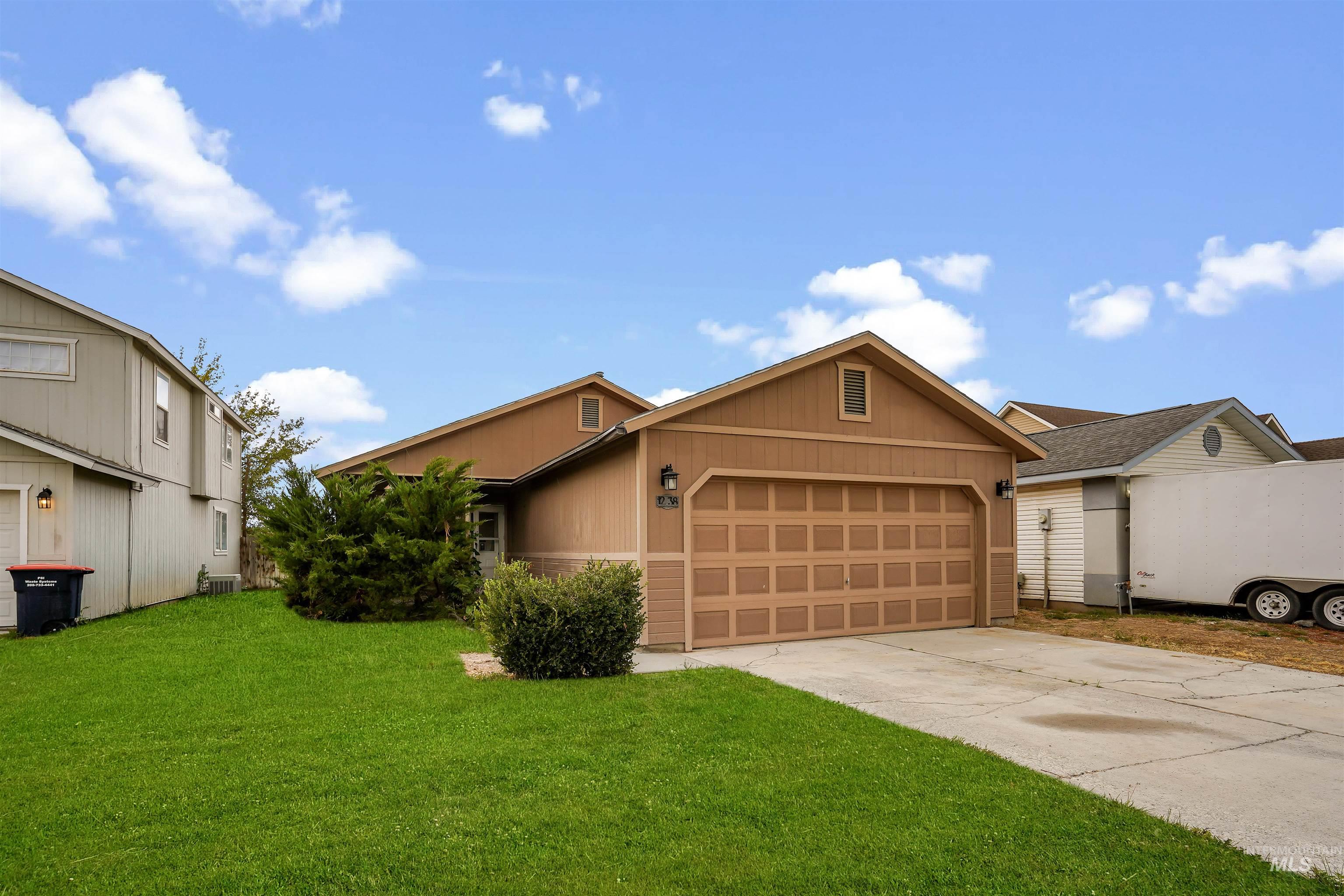 1238 Inca Dr — photo