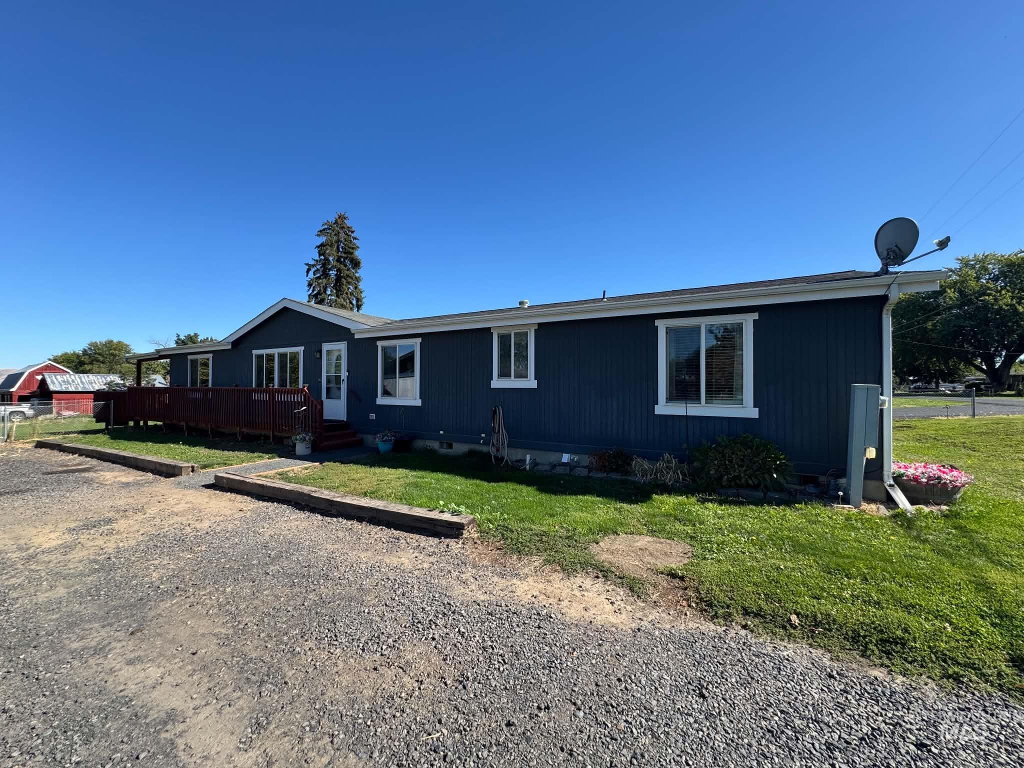 2207 Grelle Ave — photo