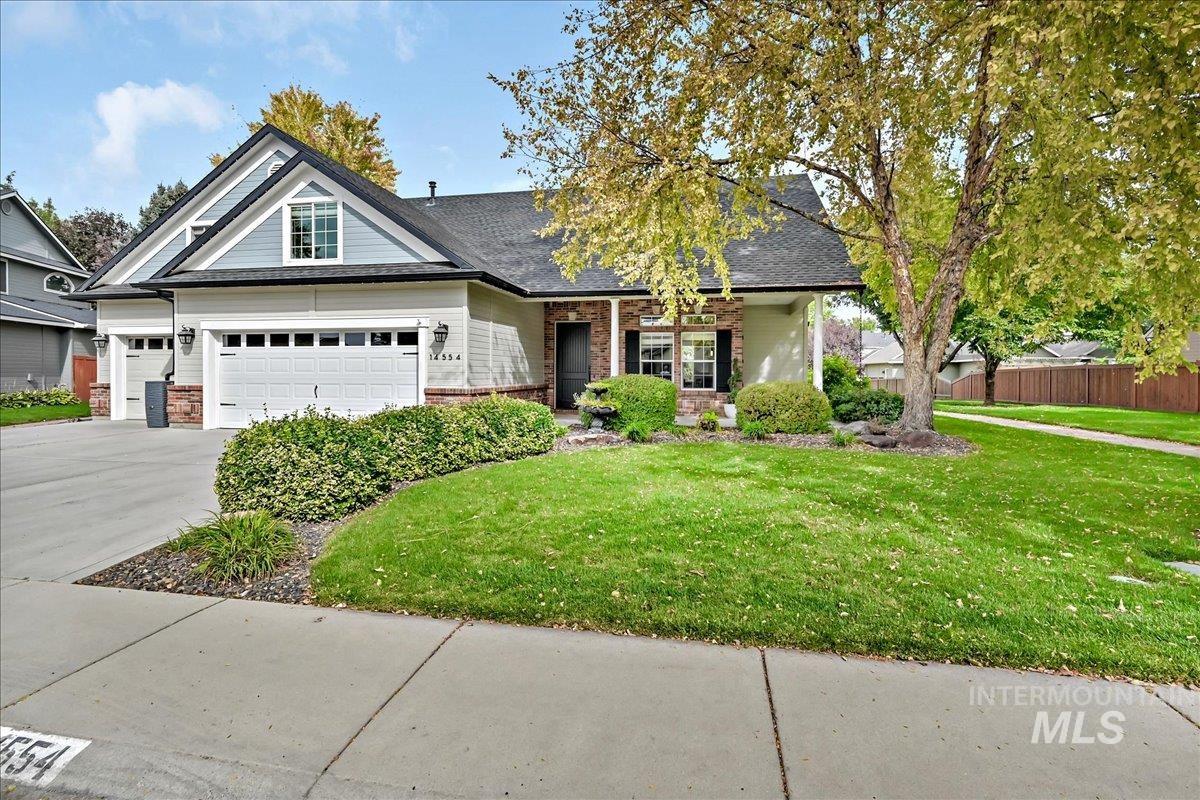 14554 W Woodspring Dr — photo