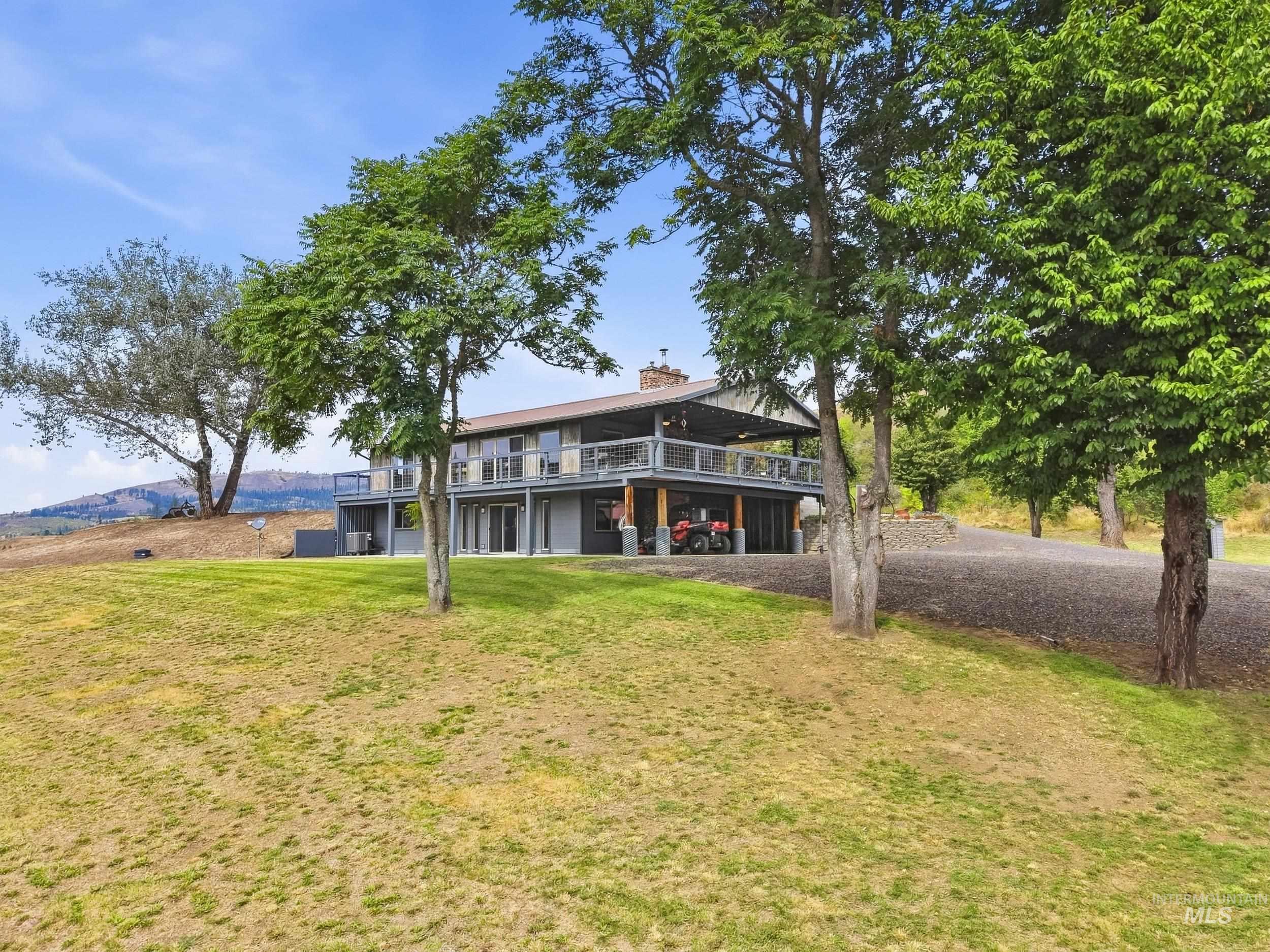 131 Beaver Nob Dr. — photo