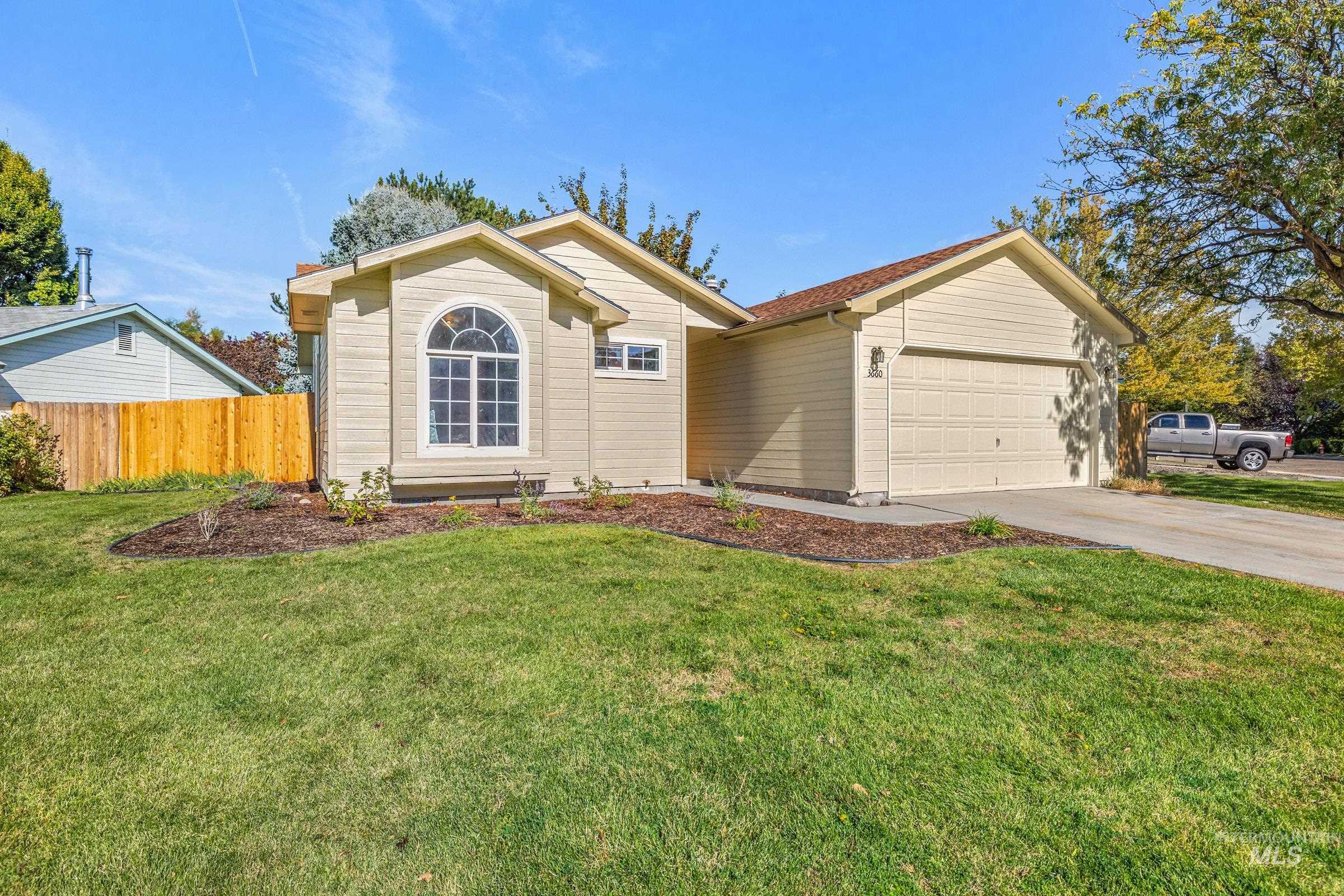 3660 E Eastgate Drive — photo