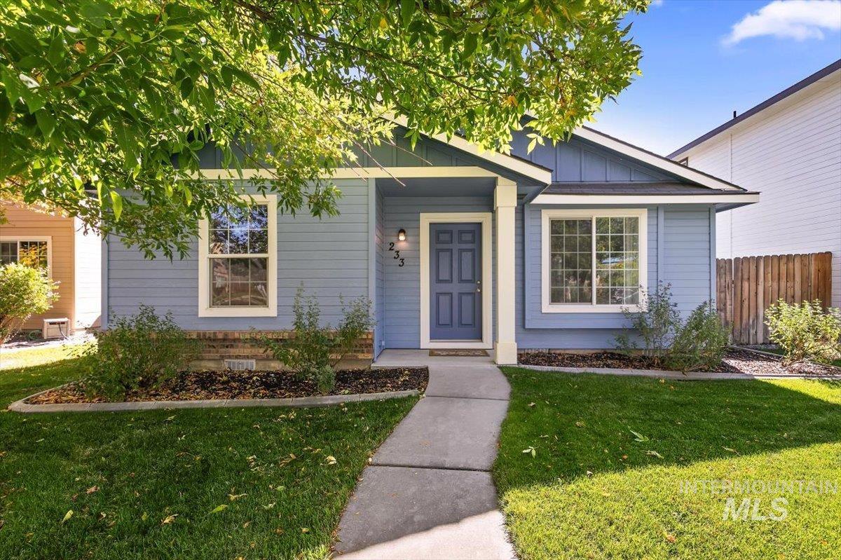 233 W Lava Falls Dr — photo