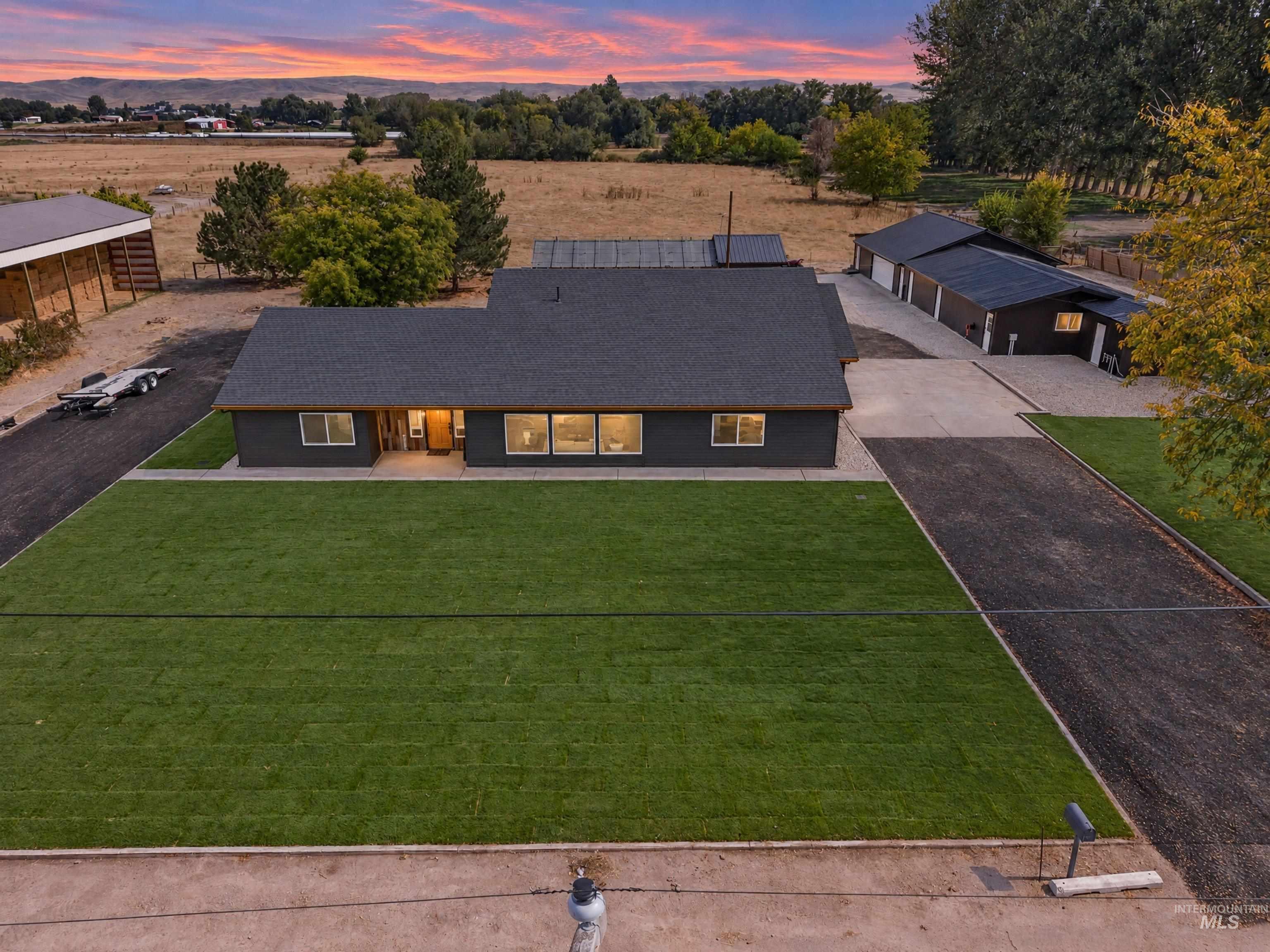 10490 Virginia Lane — photo