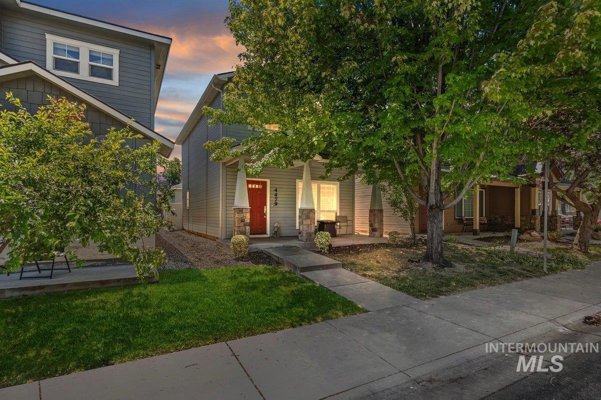4479 W Brennen St — photo