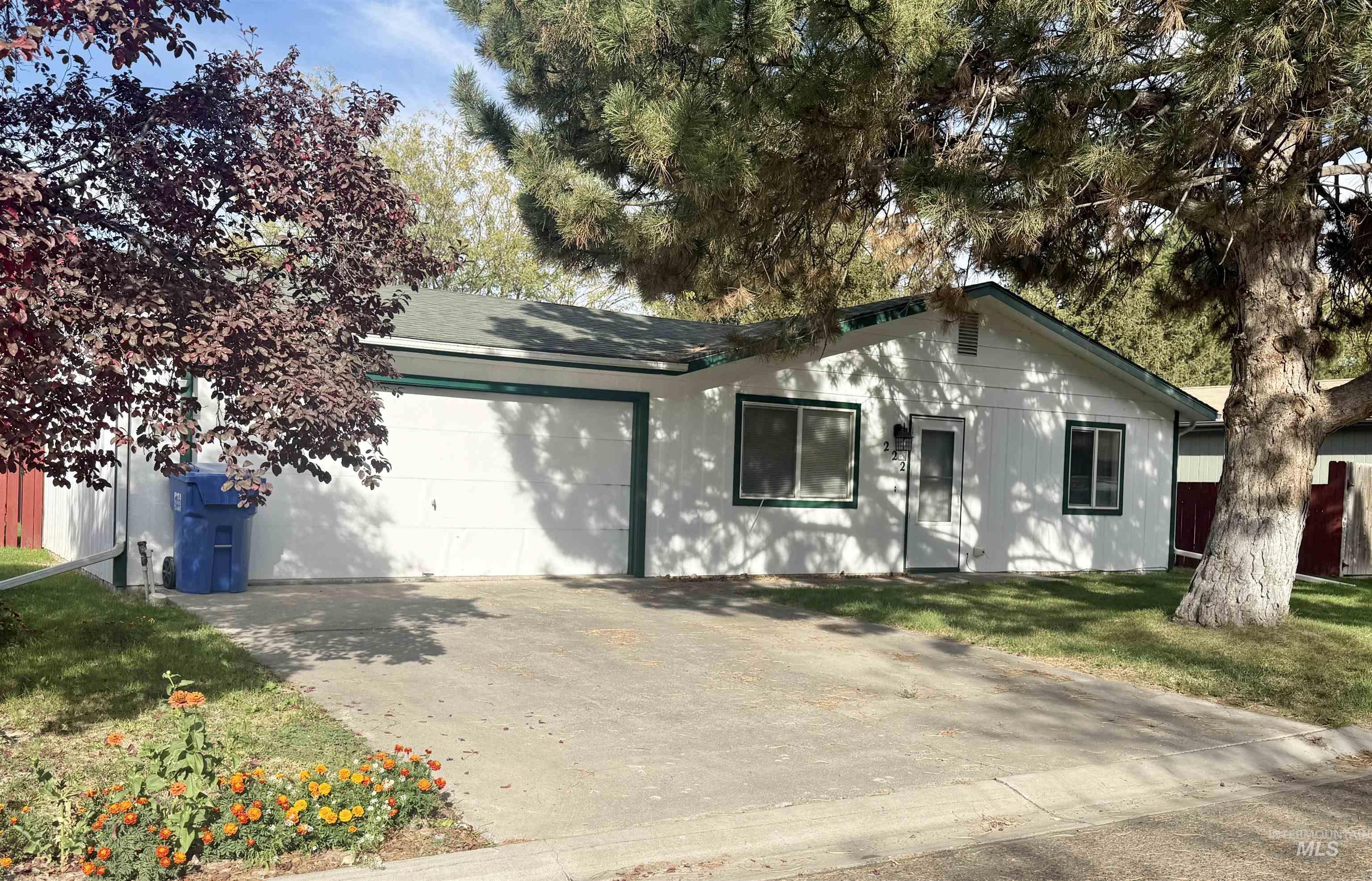 222 Avenida Del Rio — photo
