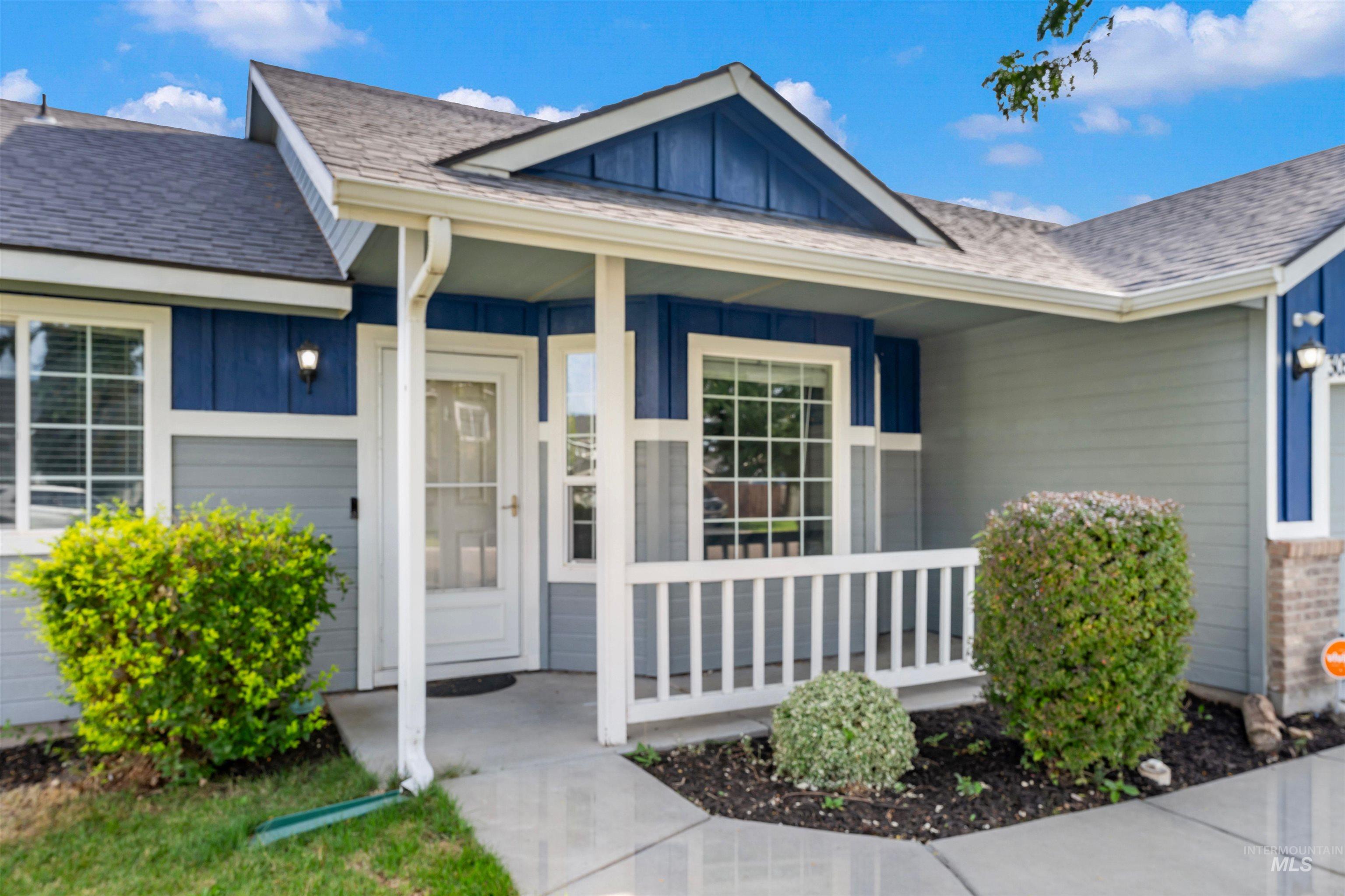 305 W Quaking Aspen Ln. — photo