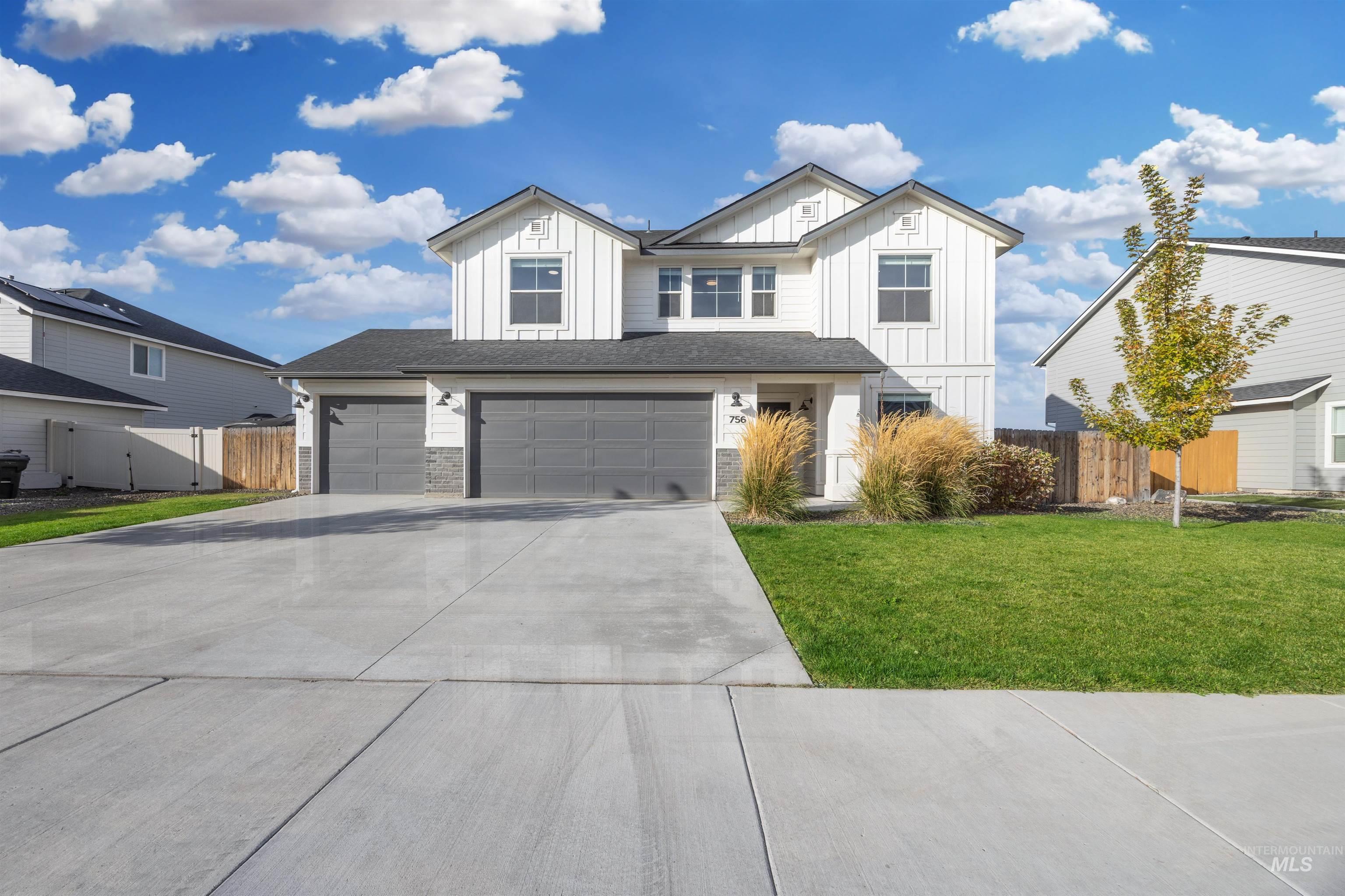 756 W Wolf Willow St. — photo