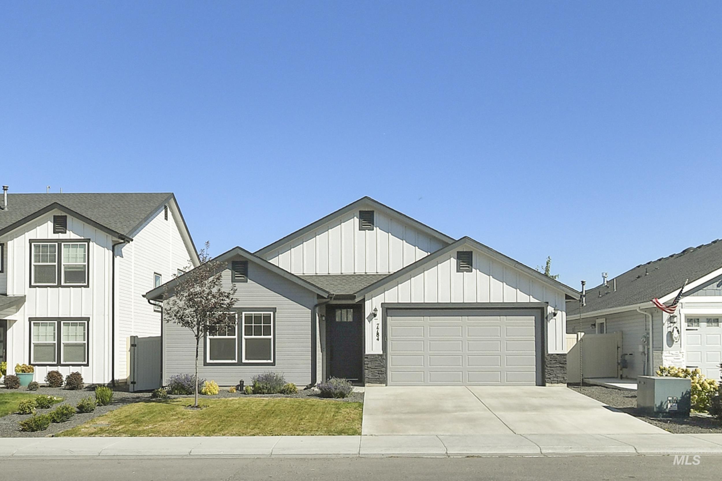 7784 E Monmouth Way — photo