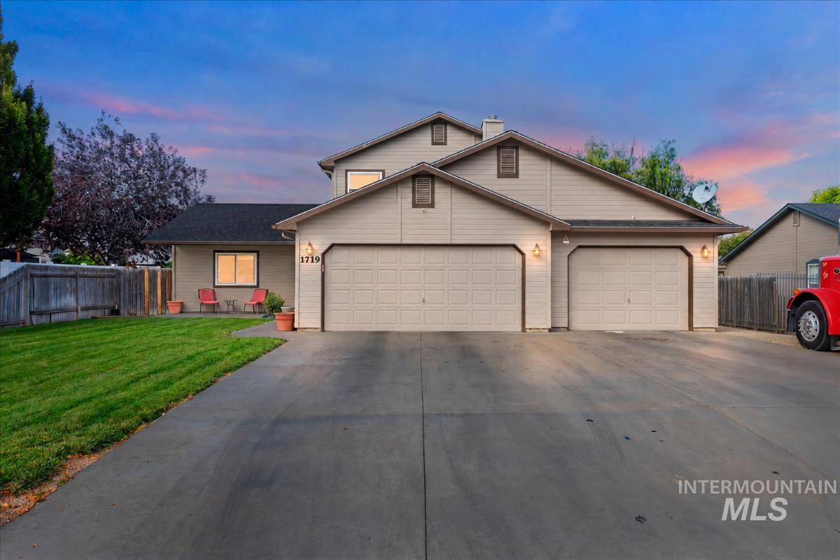 1719 Emerald Drive — photo