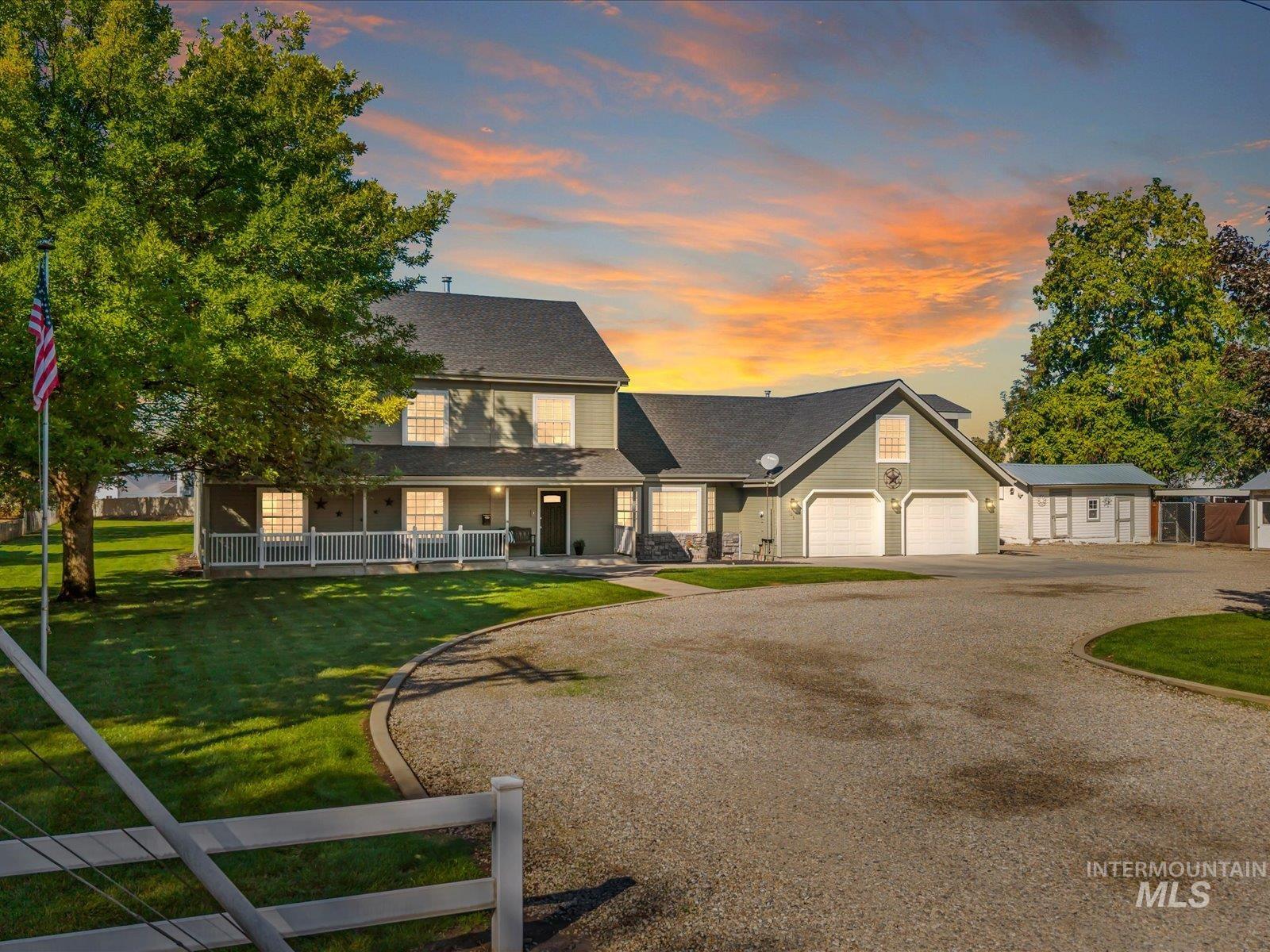 605 Williams Rd — photo