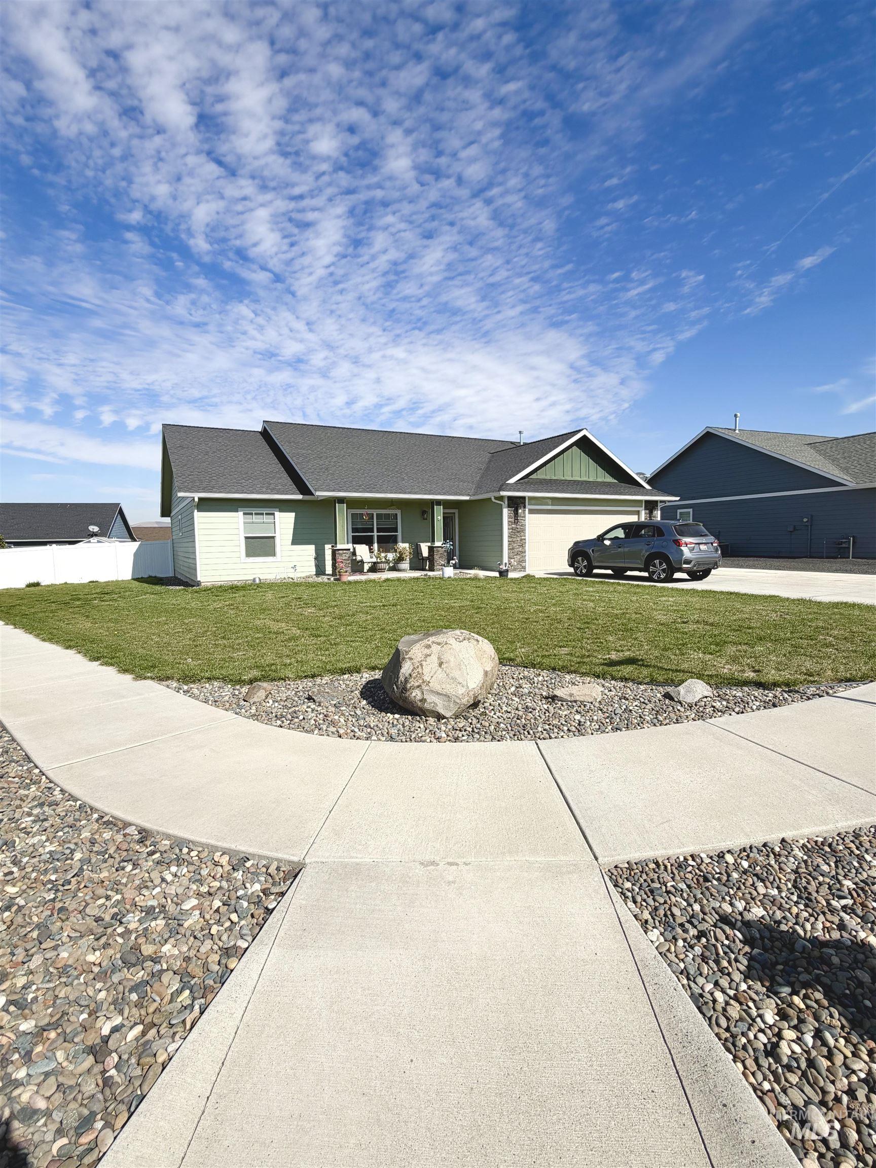 1503 Discovery Dr — photo