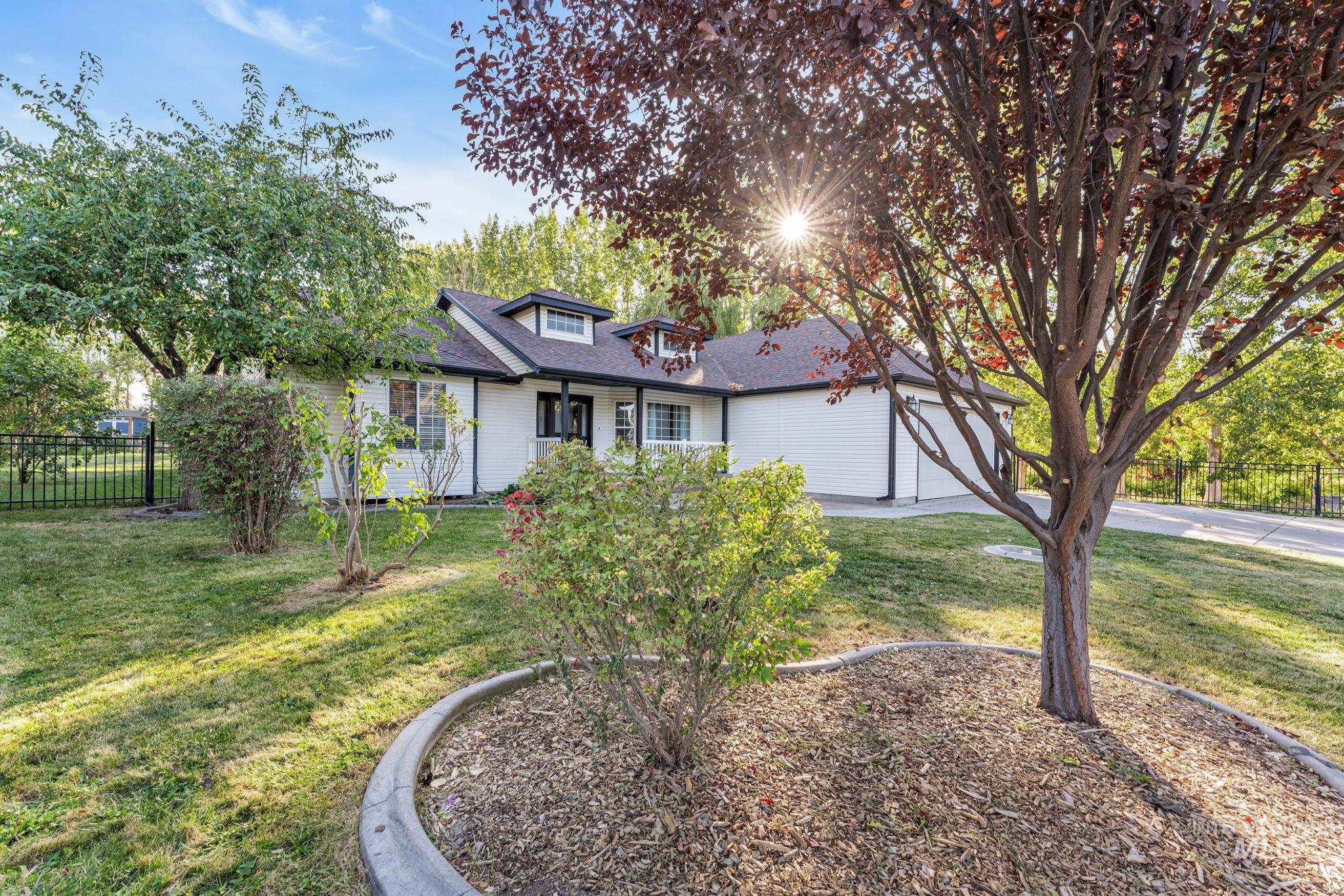 2560 Spruceridge Circle — photo