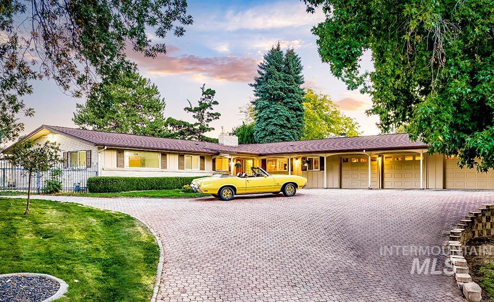 909 W Wyndemere Drive — photo