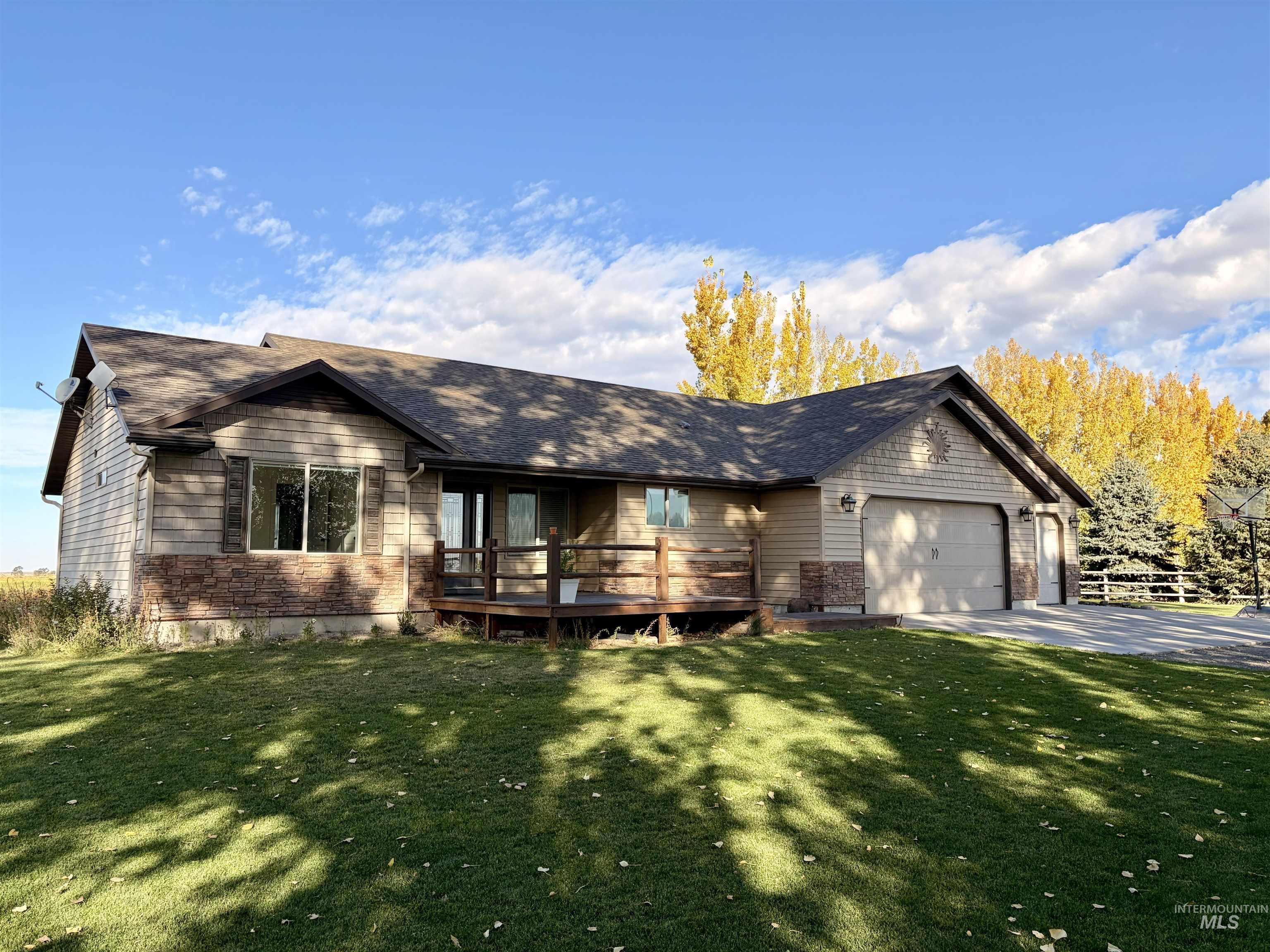 1435 South 2000 East, Gooding, ID 83330 — photo 3