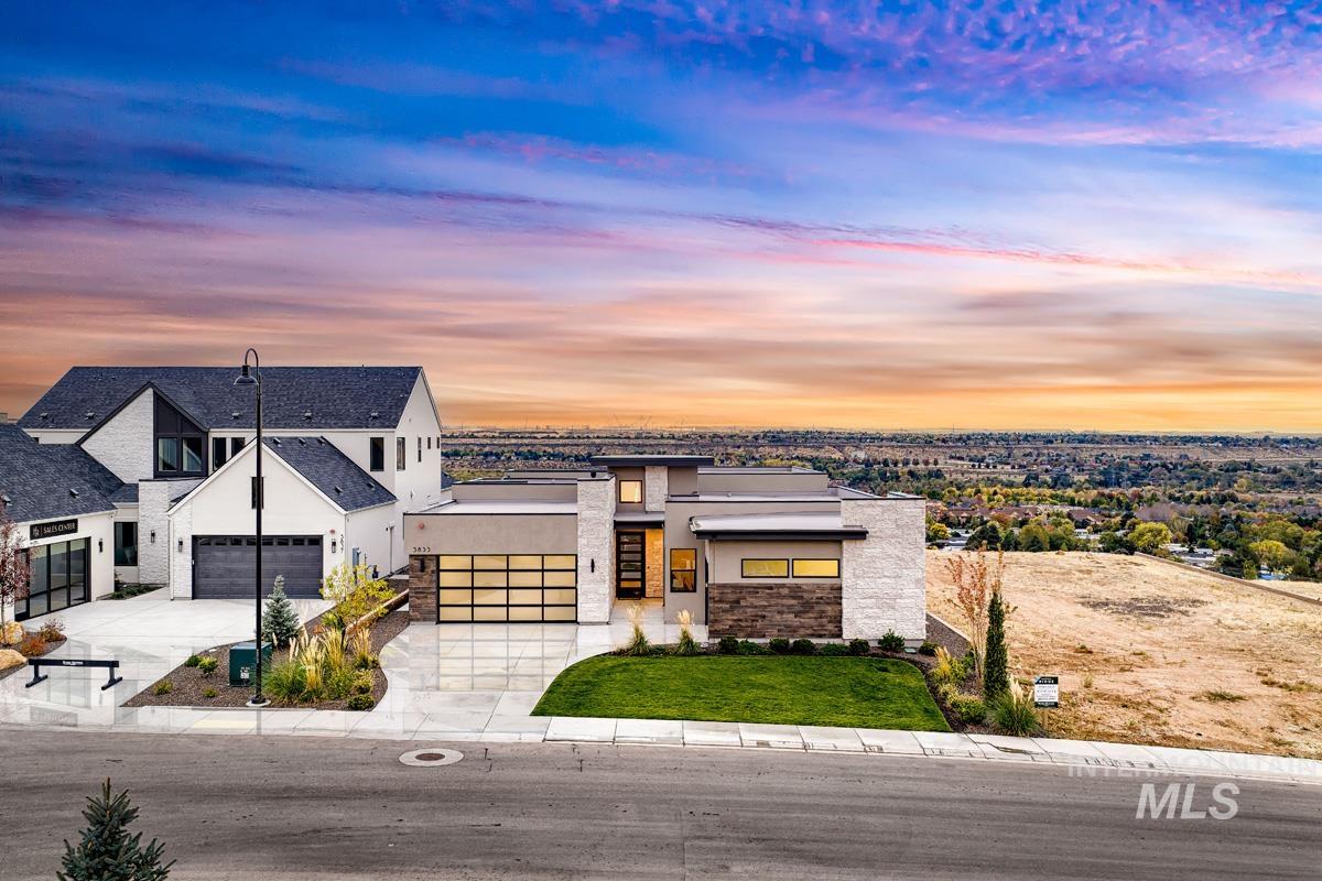 5833 E Prominence Dr. — photo
