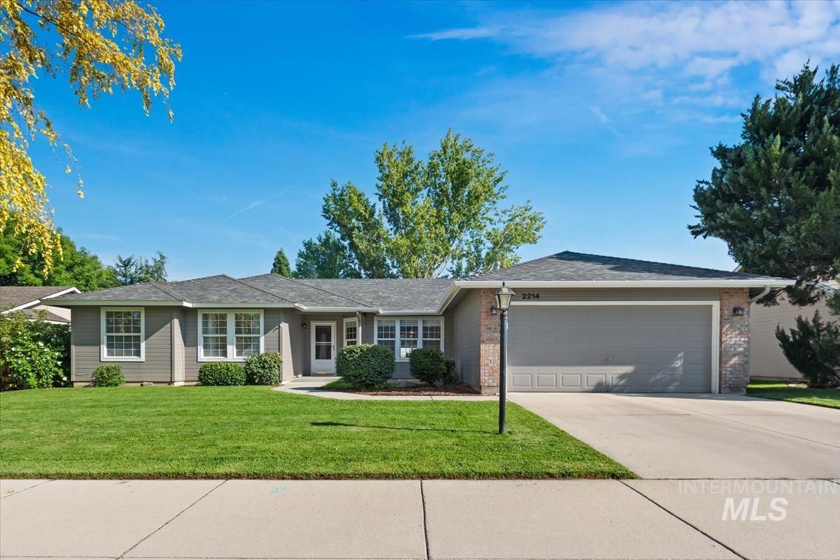2214 E Katelyn Dr. — photo