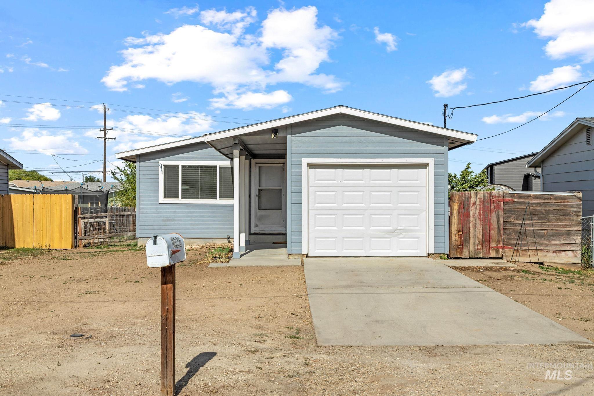 1126 Powell Ave. — photo