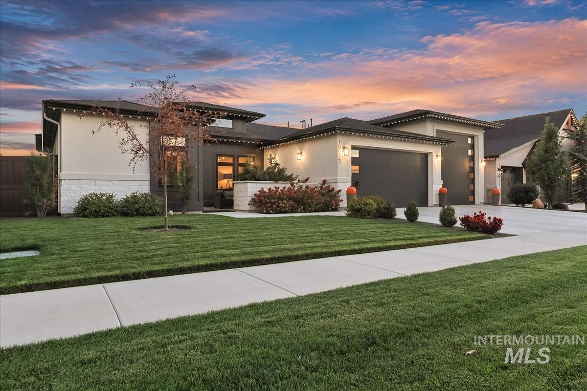 10677 W Lothbury Dr — photo