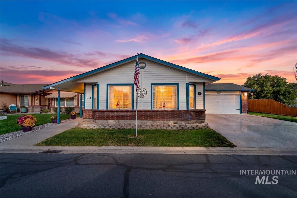 1100 Burnett Drive 600 E — photo