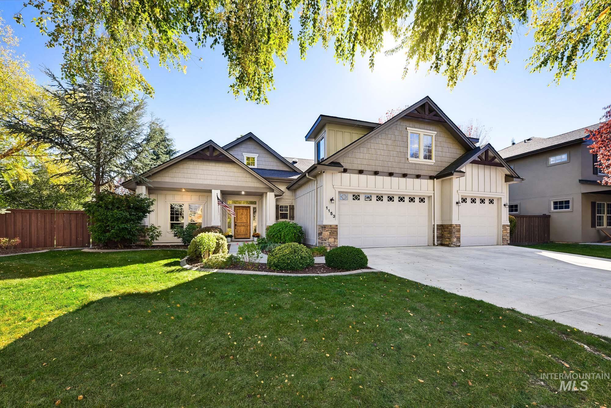 1153 E Redwall Ct — photo