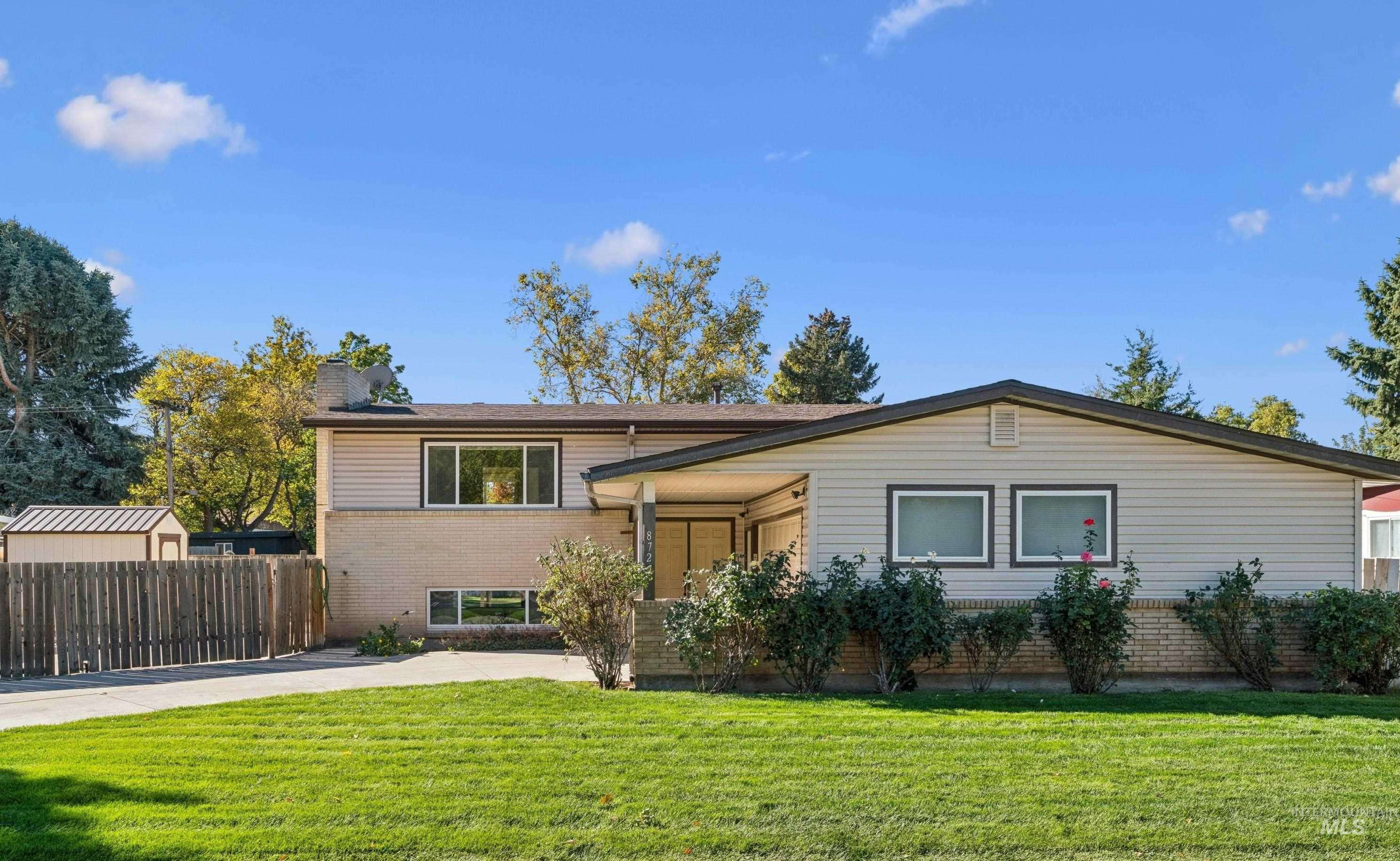 8721 W San Anita Drive — photo