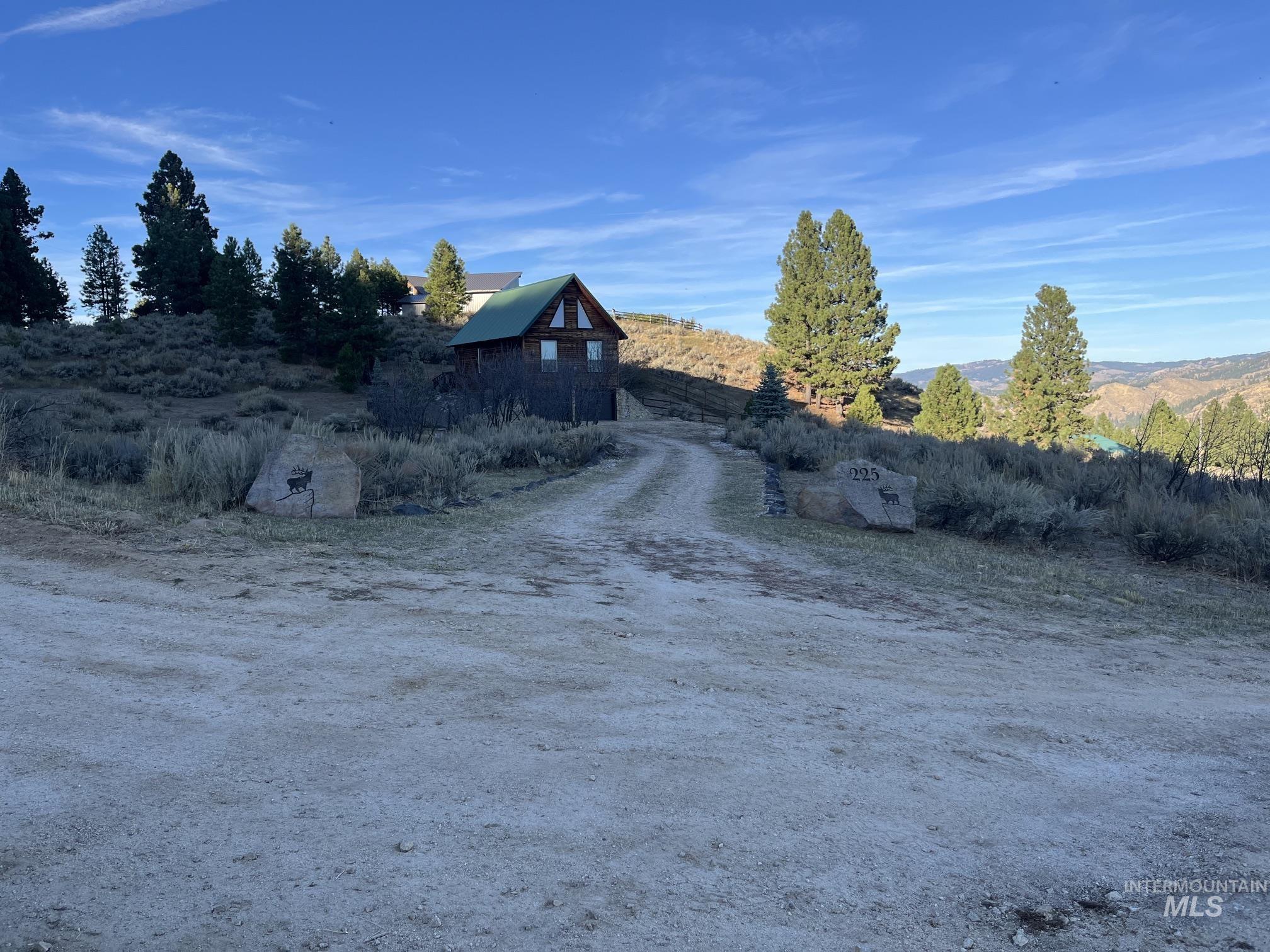 225 Evergreen Dr. — photo