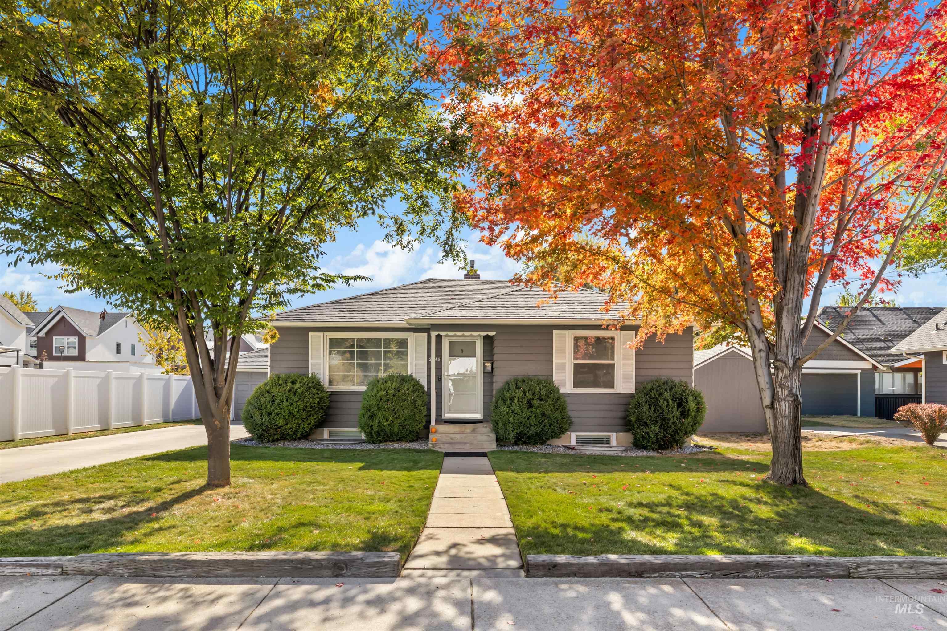 2845 W Palouse Street — photo