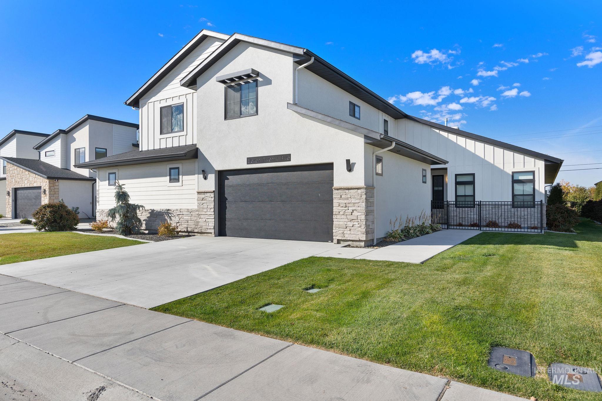 1125 Langford Way — photo