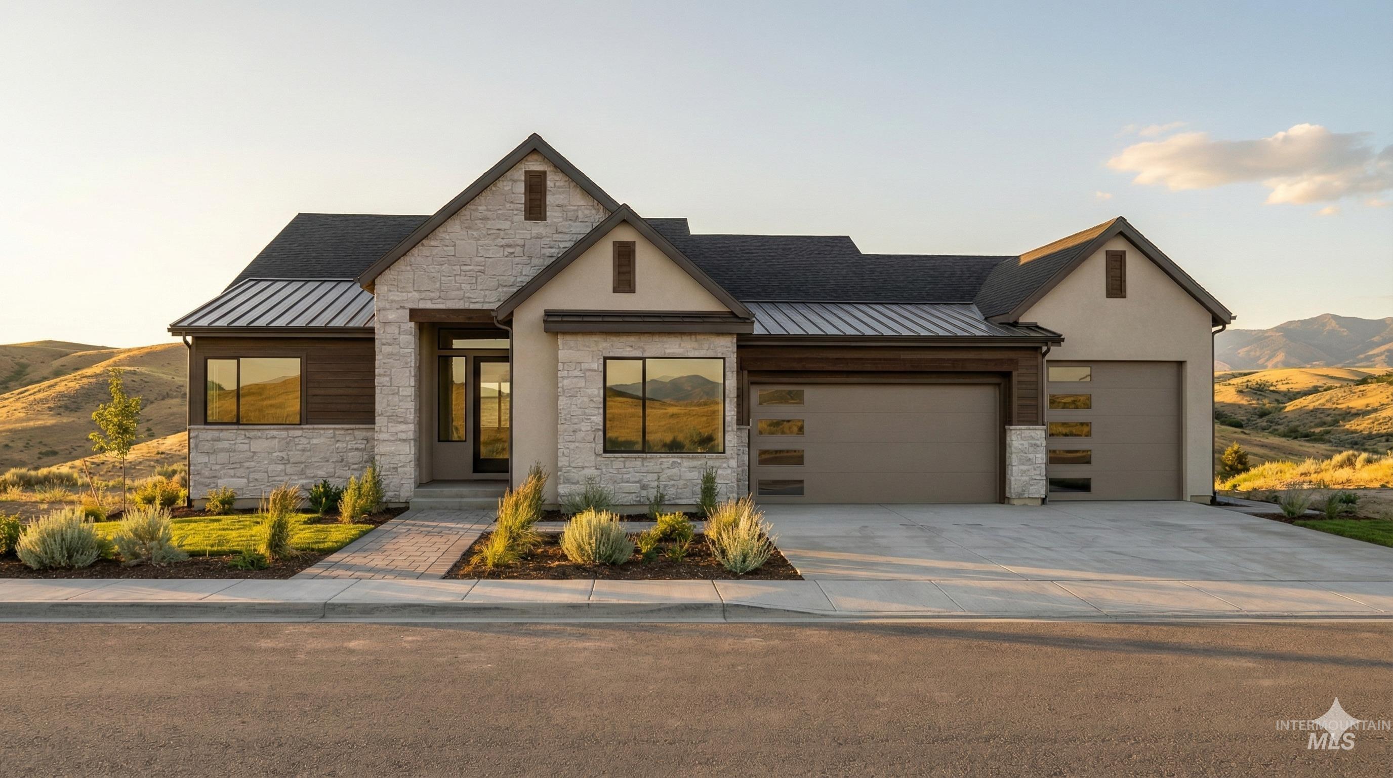 6730 W Danes Ct — photo
