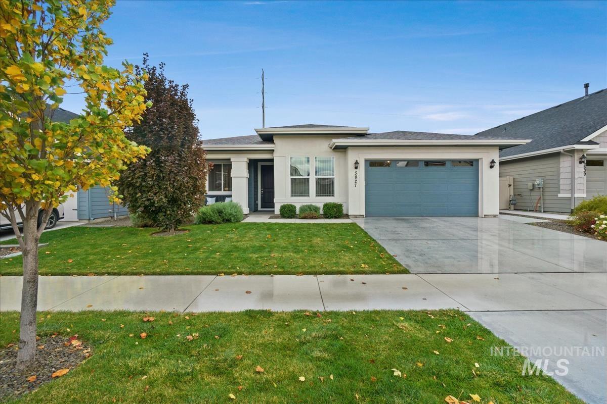 5827 W Riva Capri St — photo