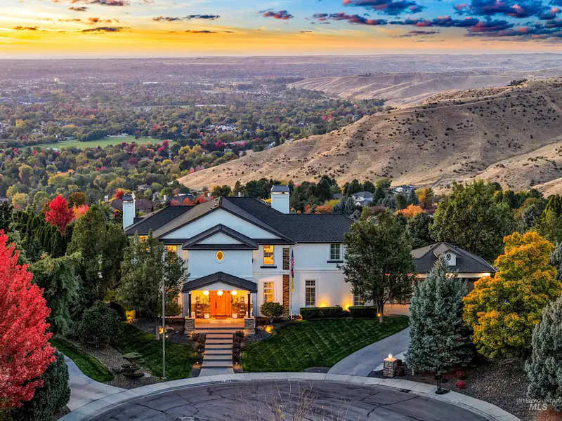 4906 North Quail Summit Place — photo
