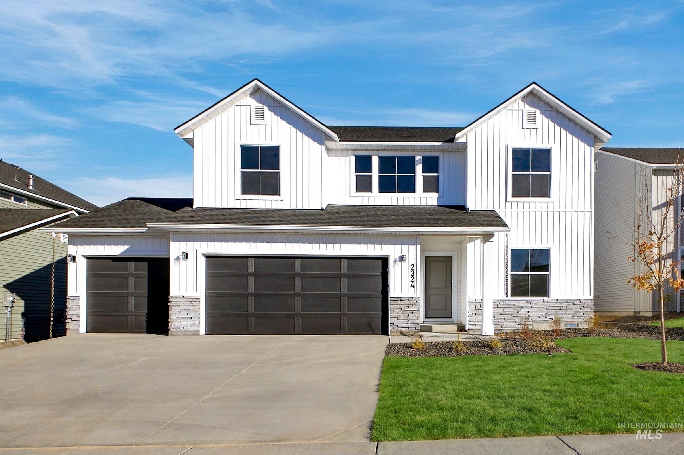 2324 W Red Jasper Dr — photo