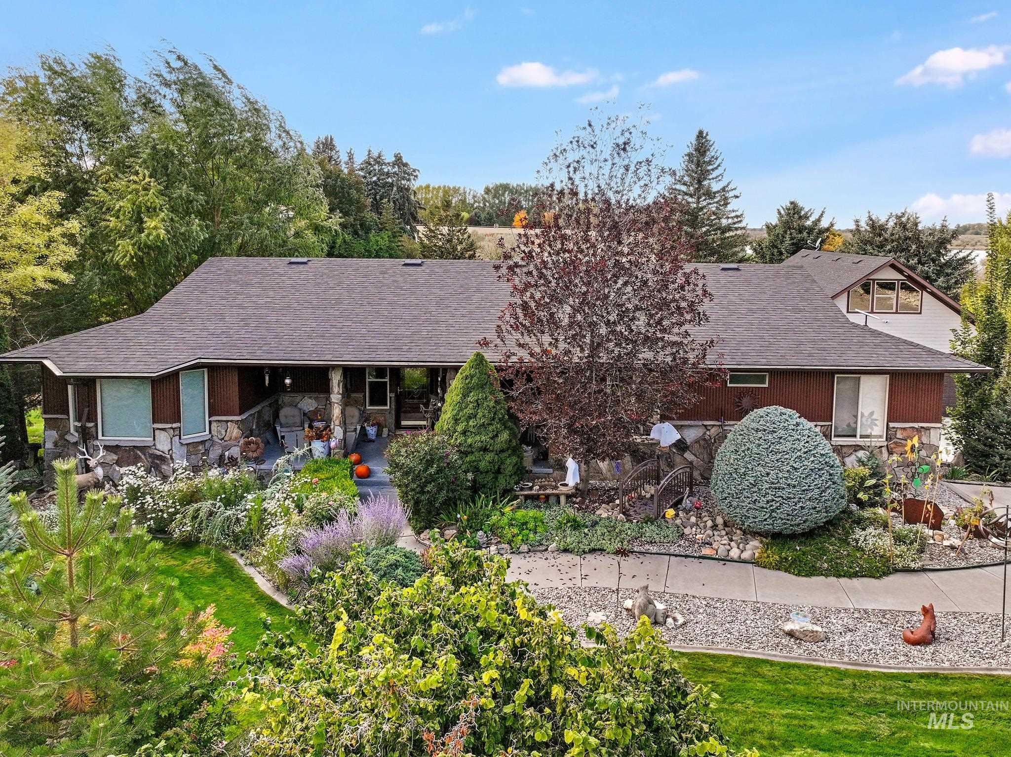 550 Terrace Drive — photo